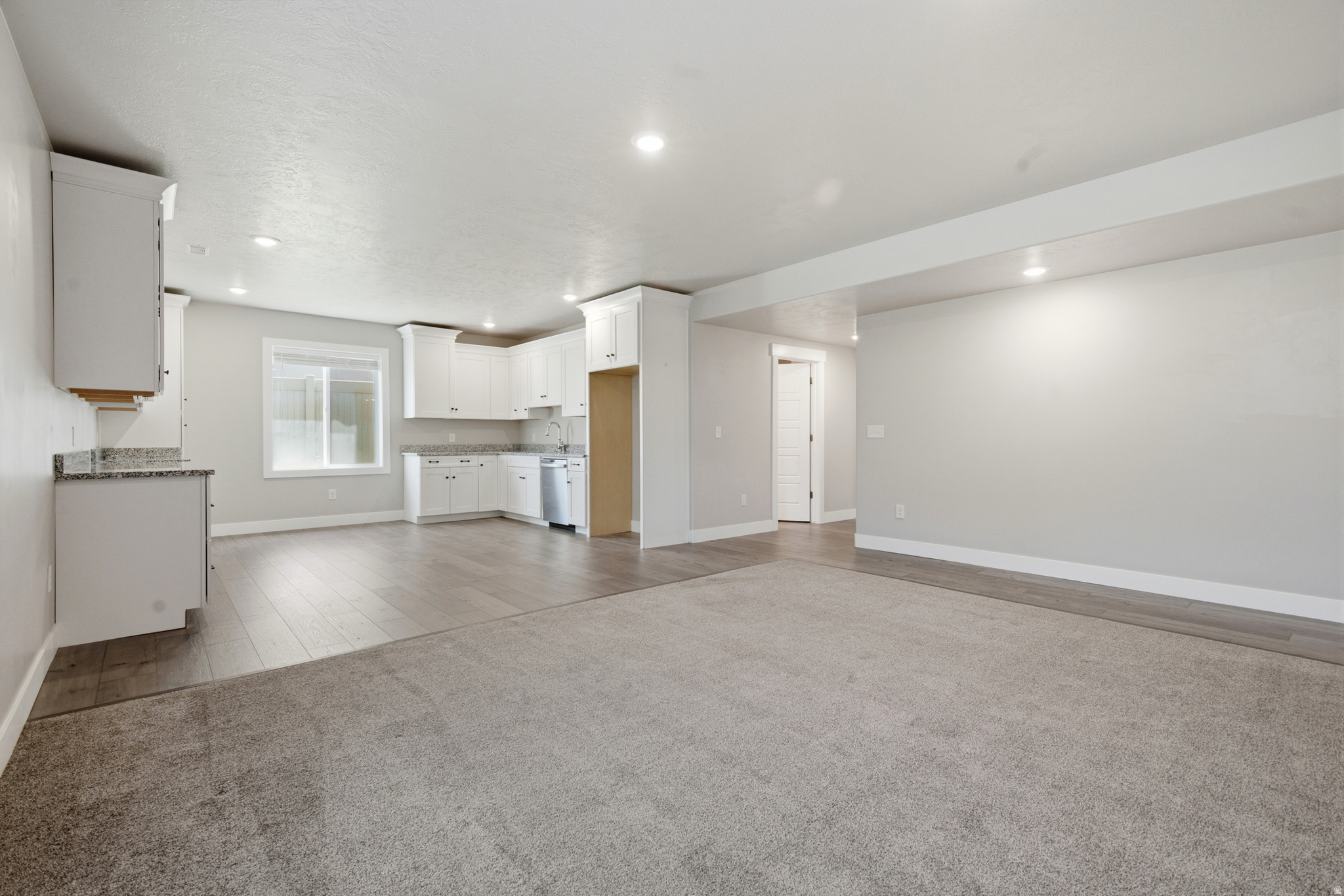 FOX HOLLOW - Residential