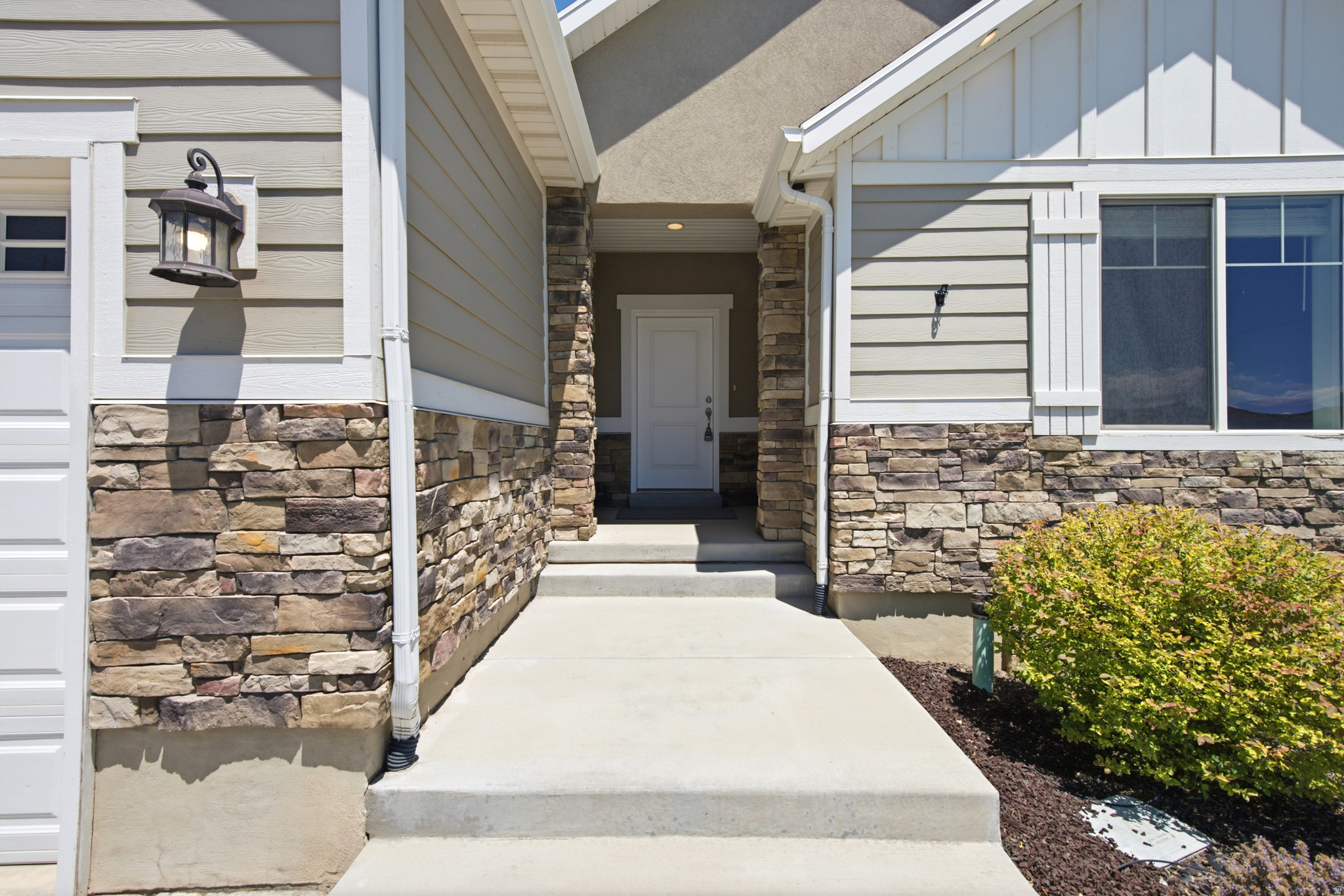 FOX HOLLOW - Residential