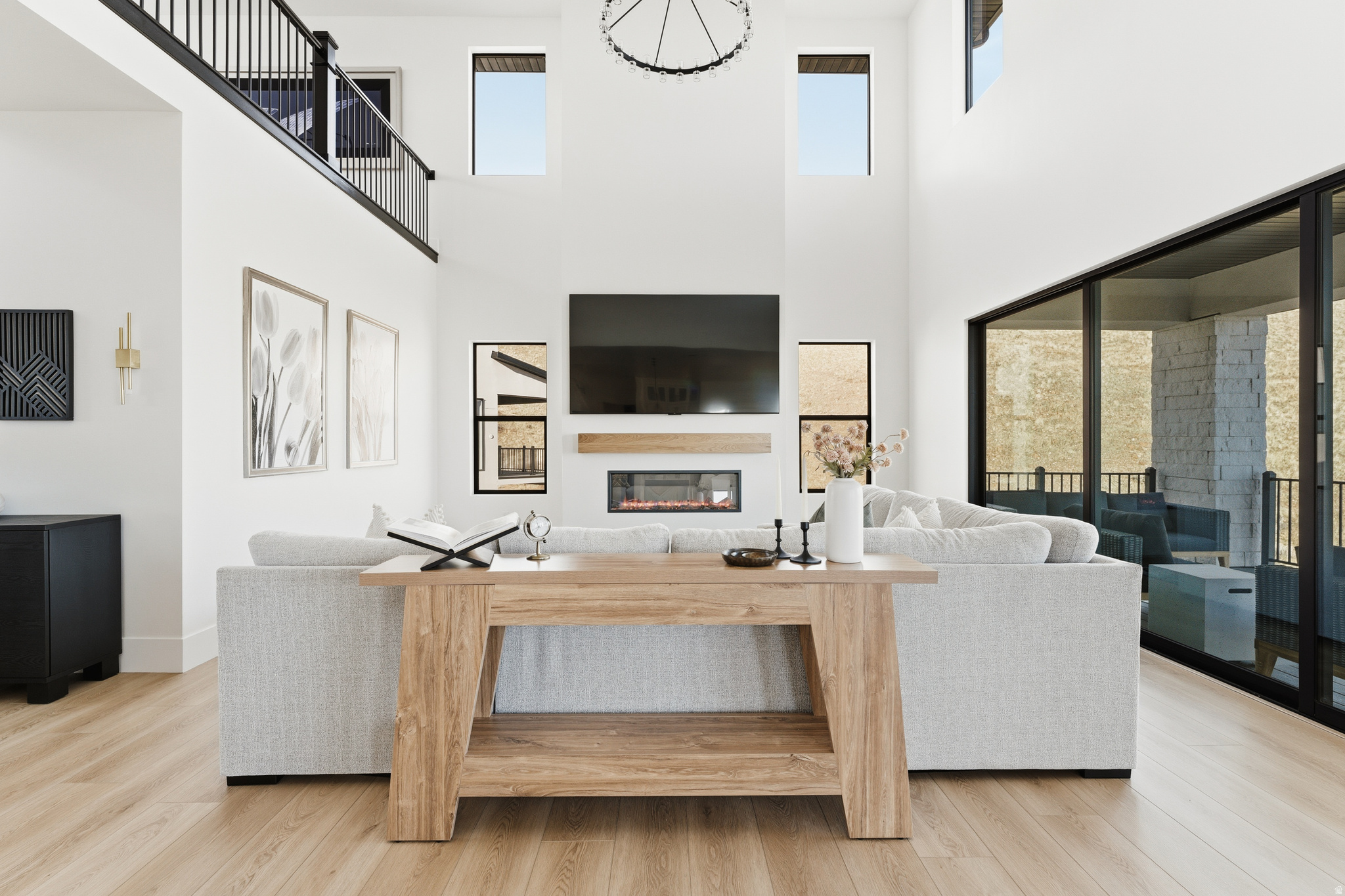 TRAVERSE MOUNTAIN - Residential