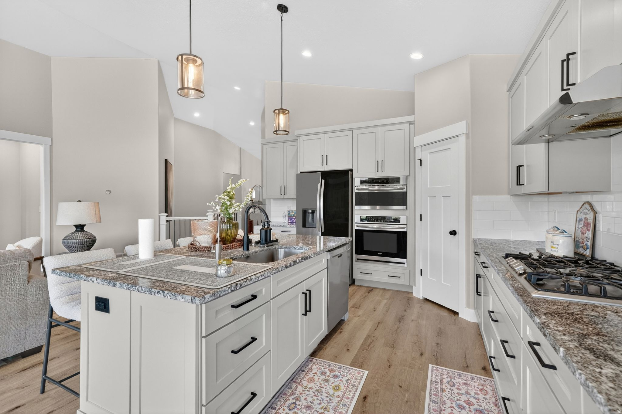BOULDER RANCH - Residential