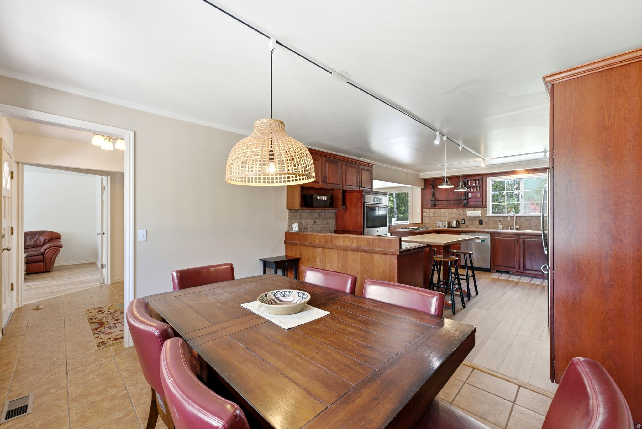 PROSPECTOR PARK - Residential
