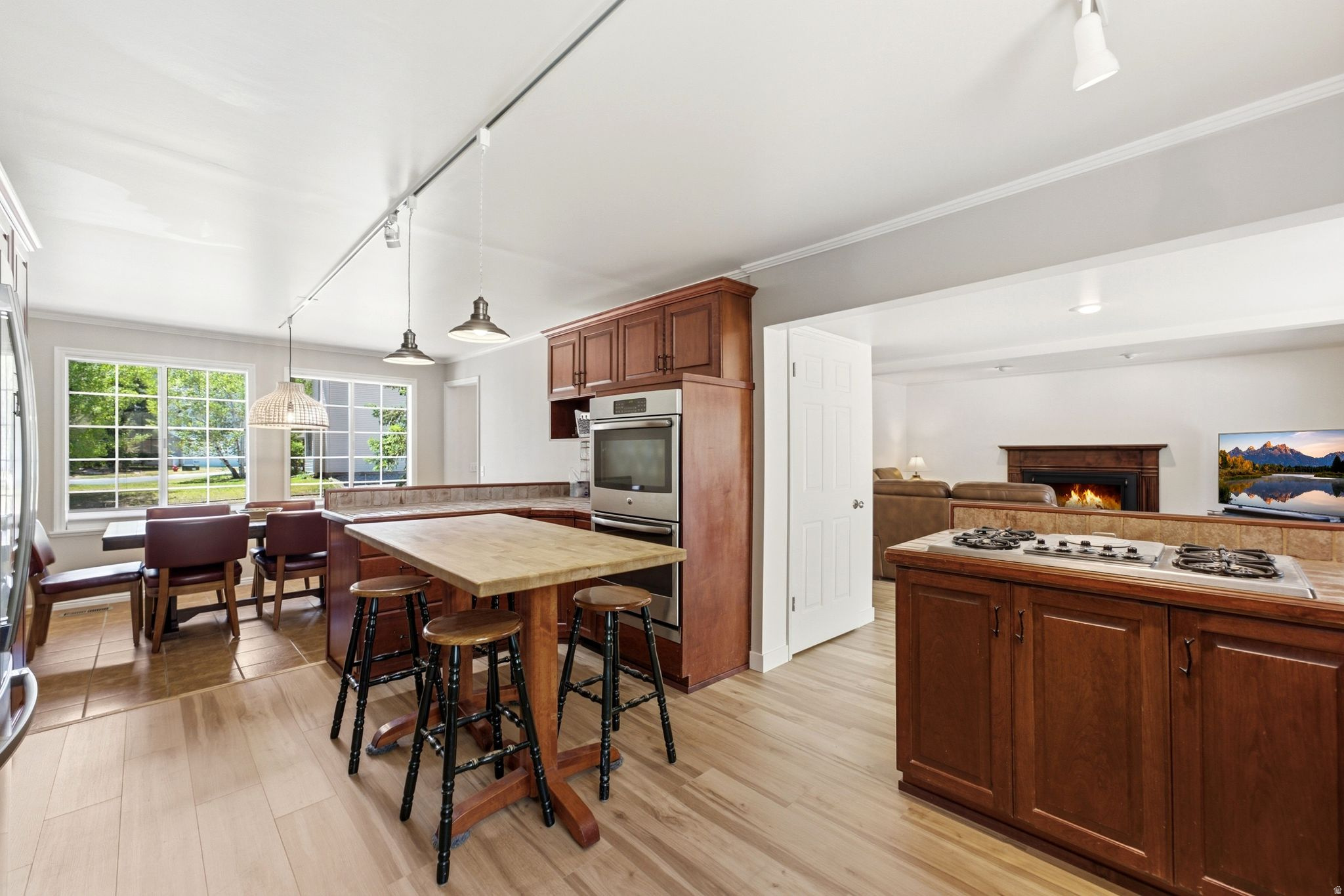 PROSPECTOR PARK - Residential