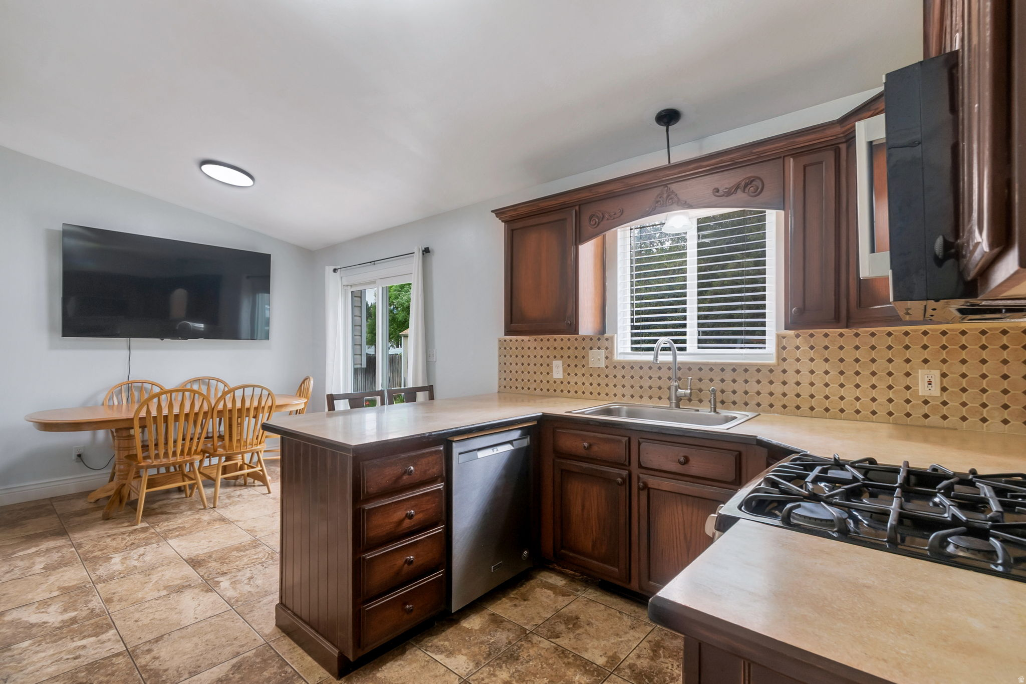 SPANISH RIDGE - Residential