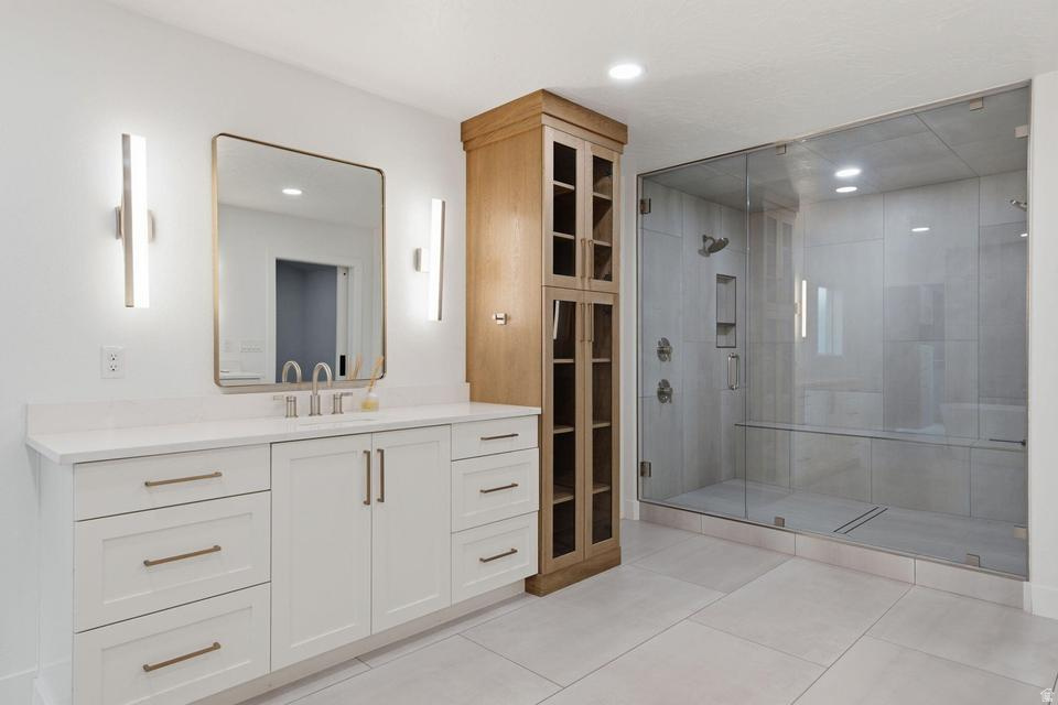 ST JAMES PLACE 4 - Residential
