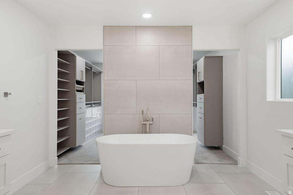 ST JAMES PLACE 4 - Residential