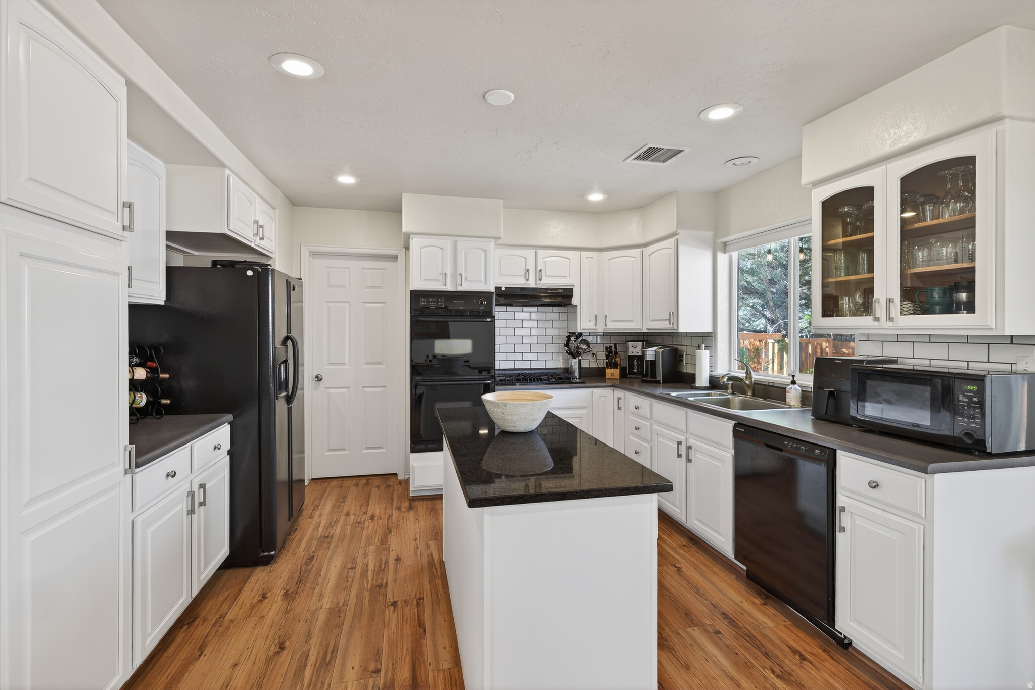 COTTONWOODS - Residential