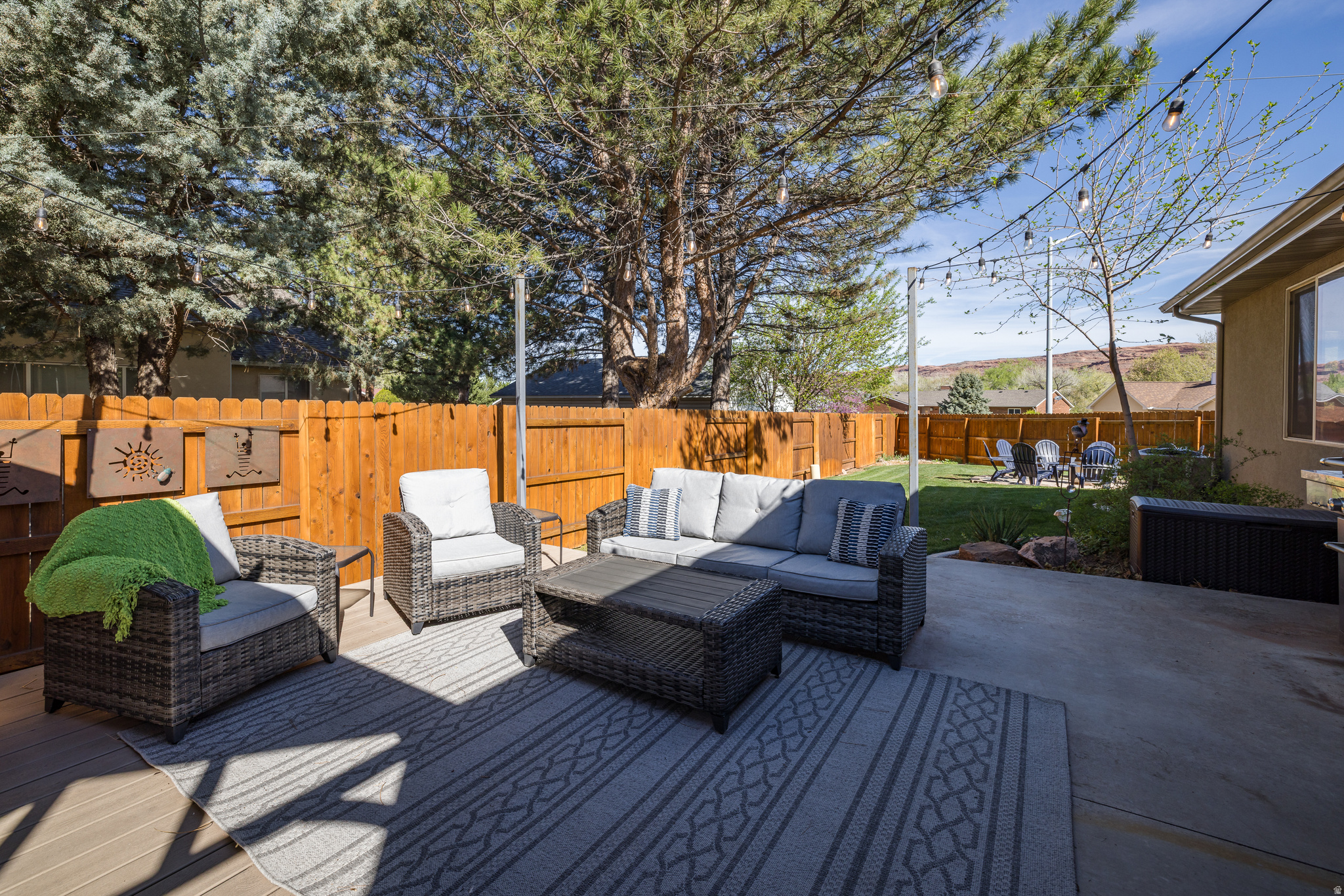 COTTONWOODS - Residential