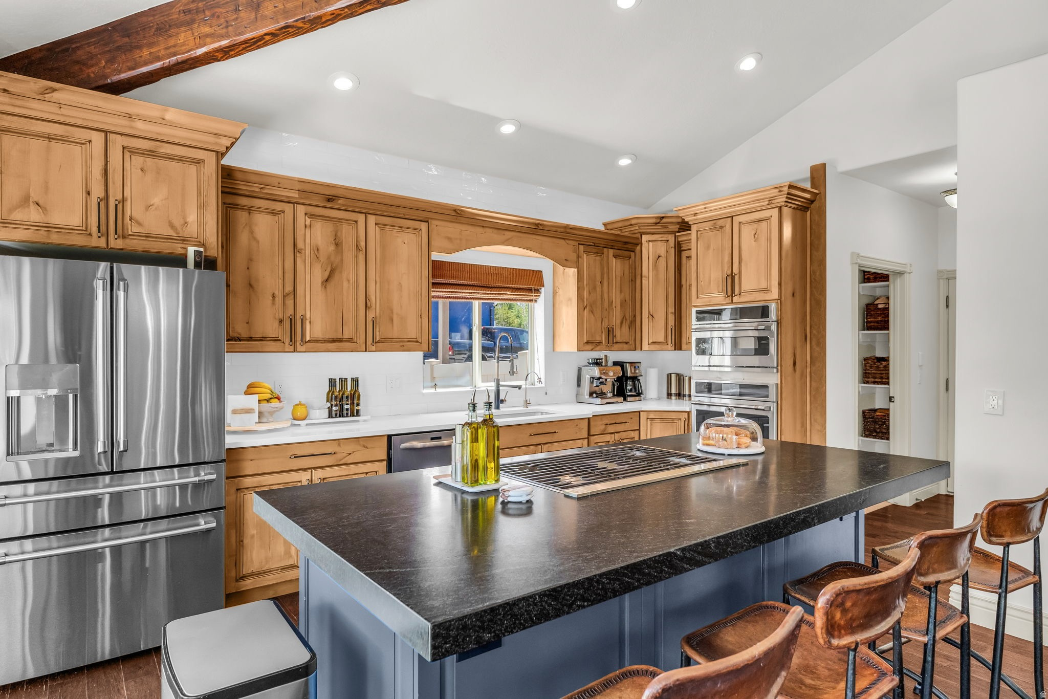 BROADHEAD ESTATES - Residential
