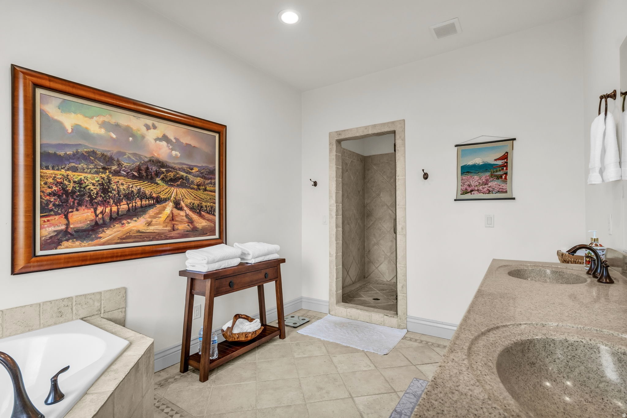 BROADHEAD ESTATES - Residential