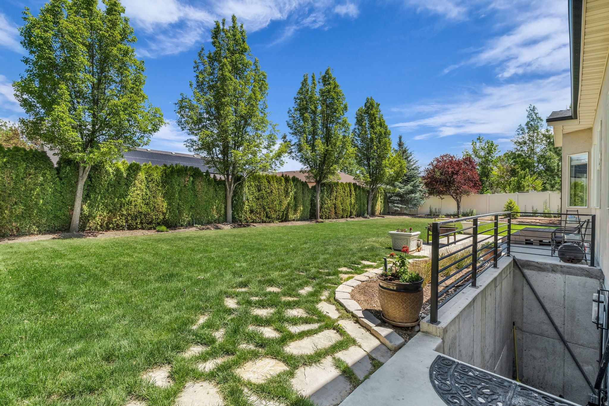 BROADHEAD ESTATES - Residential