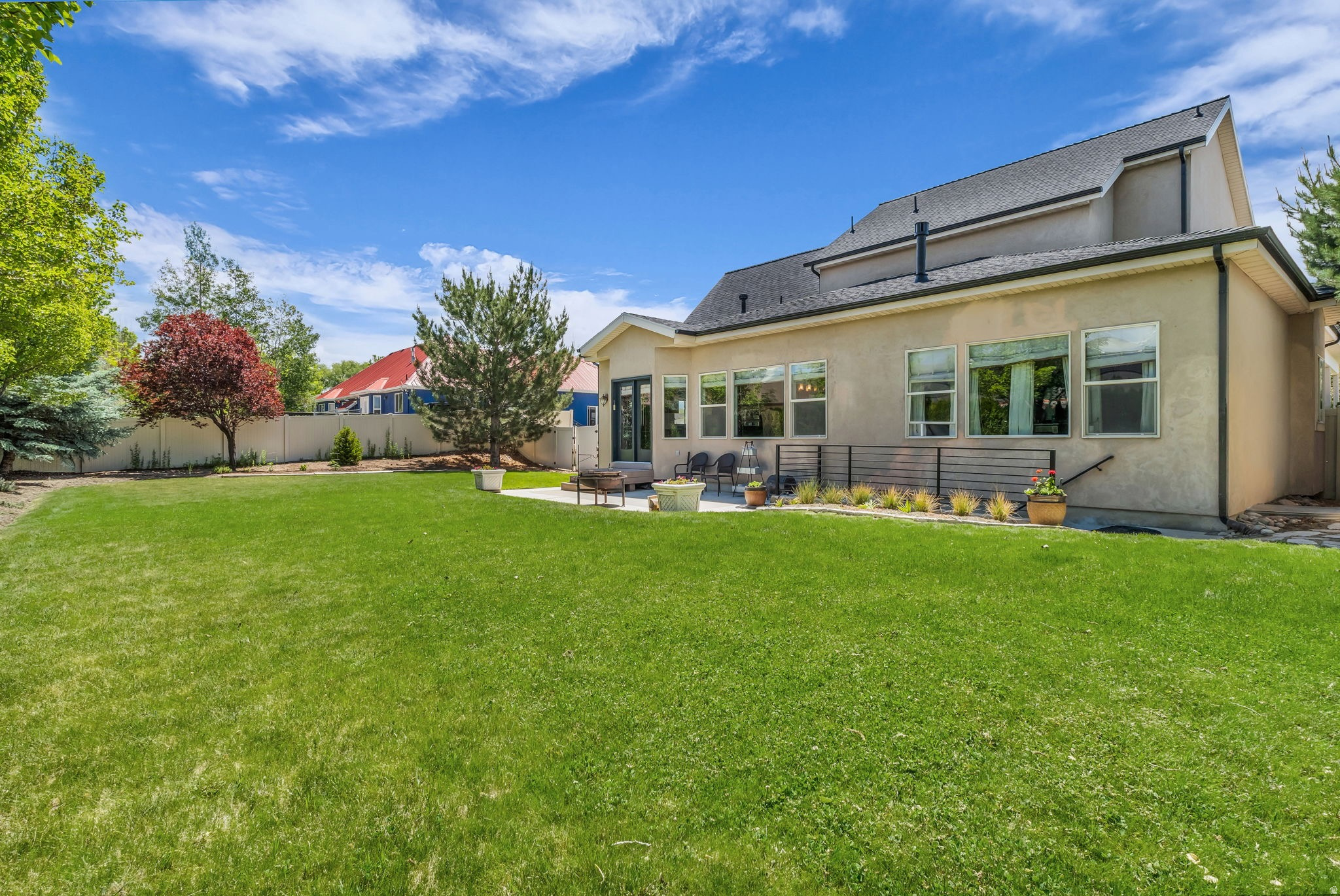 BROADHEAD ESTATES - Residential