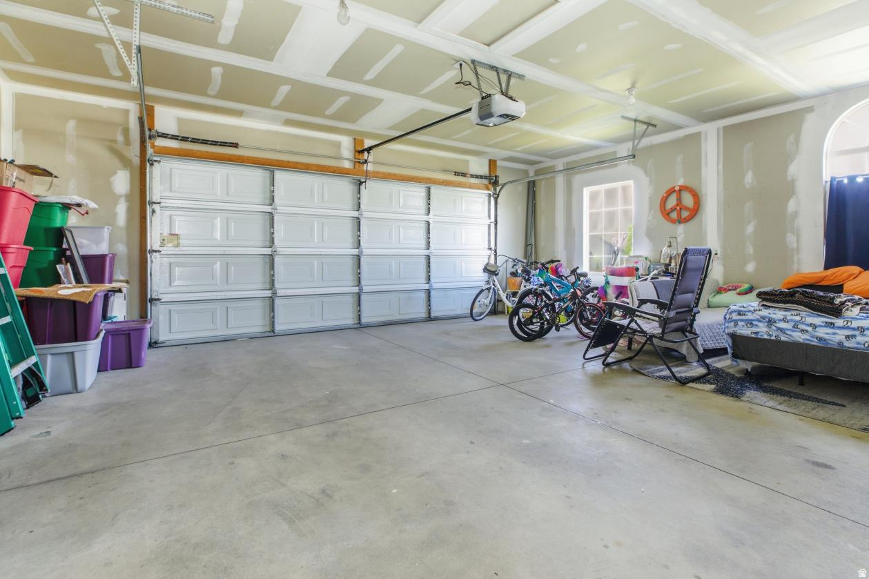 CREAMERY HOLLOW SUB - Residential