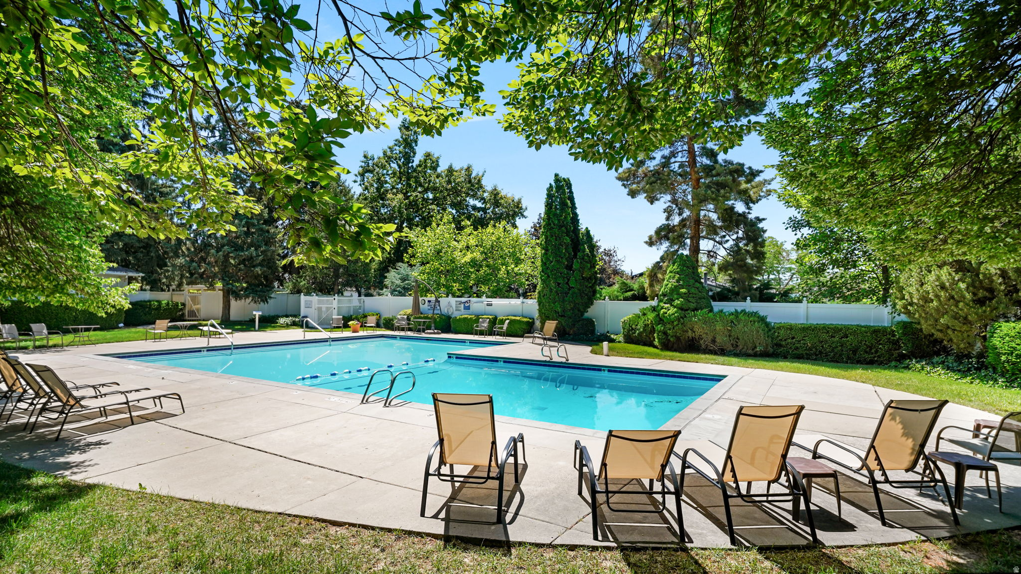LEXINGTON VILLAGE AT OLD FARM - Residential