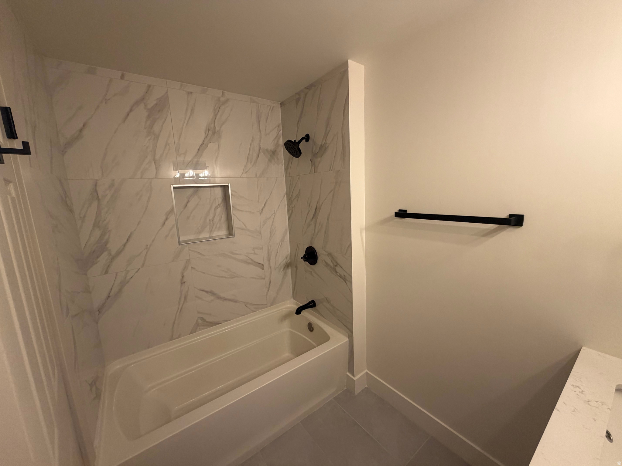 CAROLE - Residential