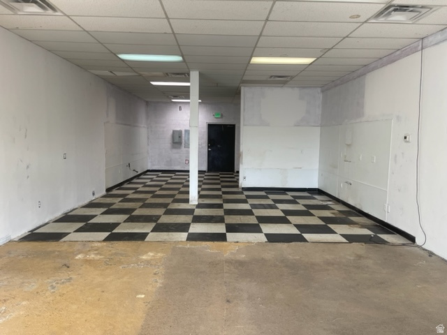 UINTAH PLAZA - Commercial Lease