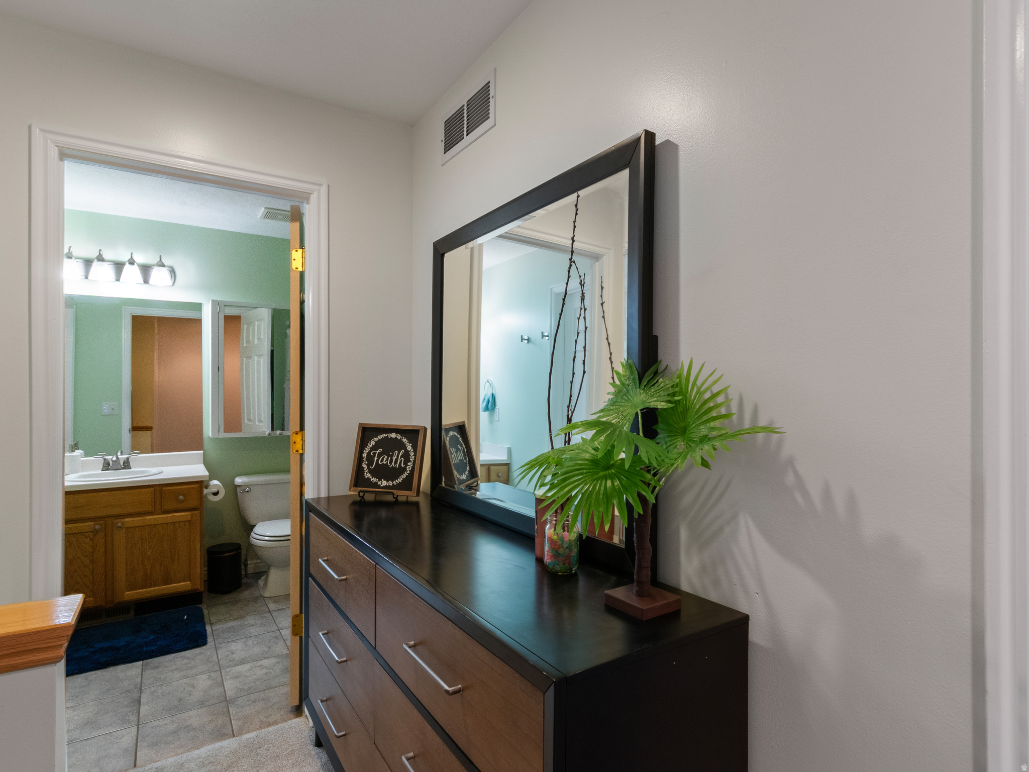 COMPASS COVE - Residential Lease