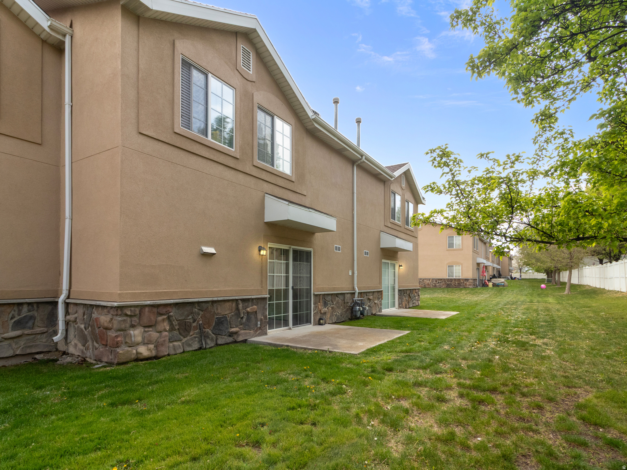 COMPASS COVE - Residential Lease