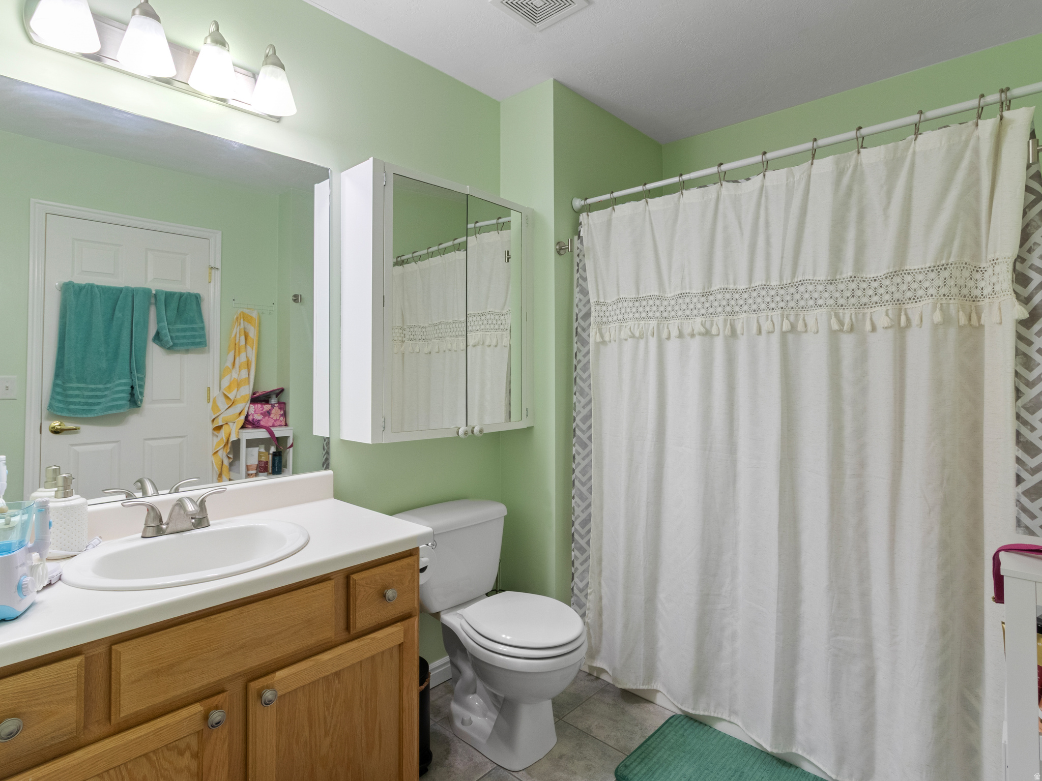 COMPASS COVE - Residential Lease