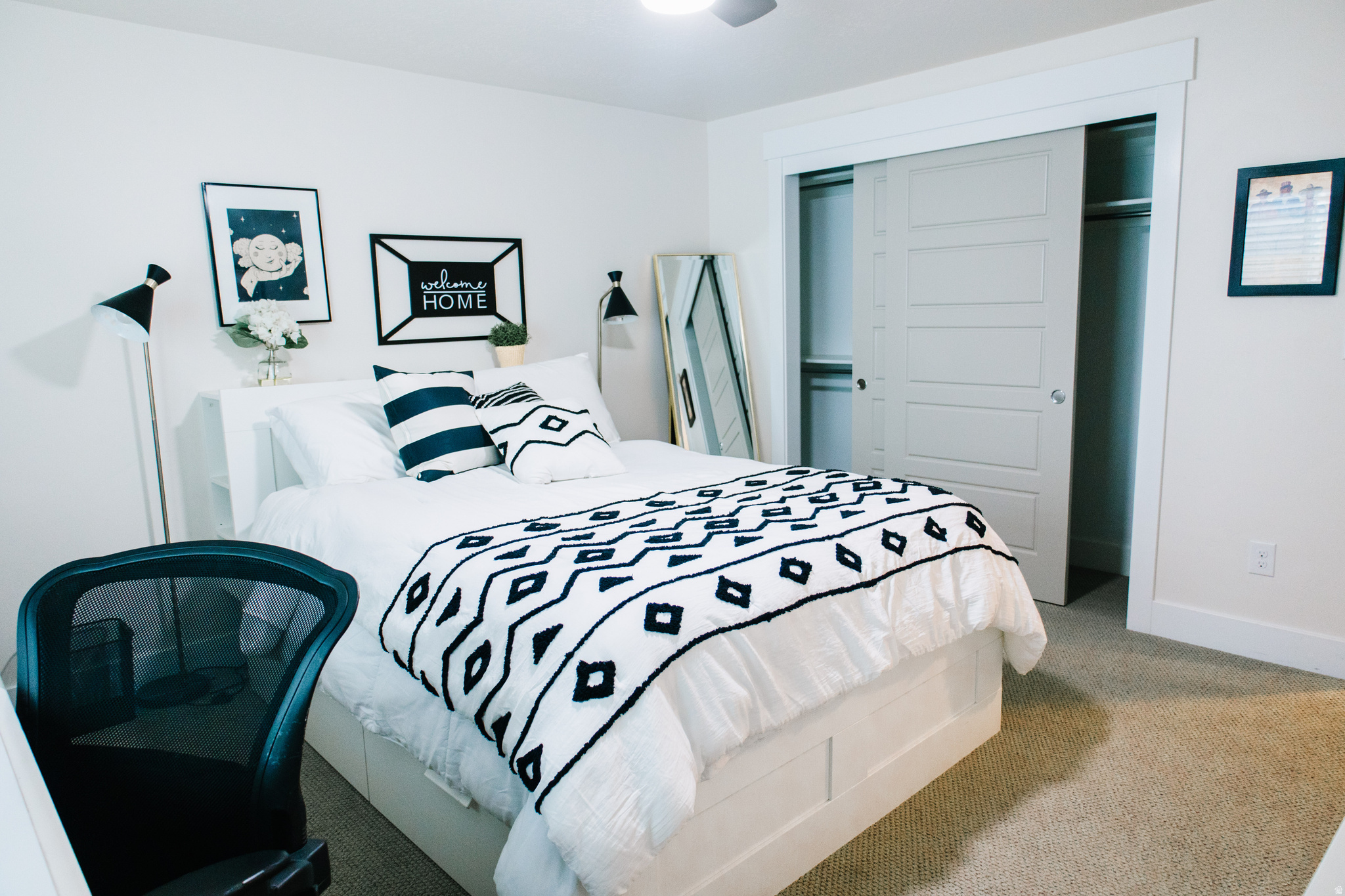 BROADVIEW SHORES - Residential