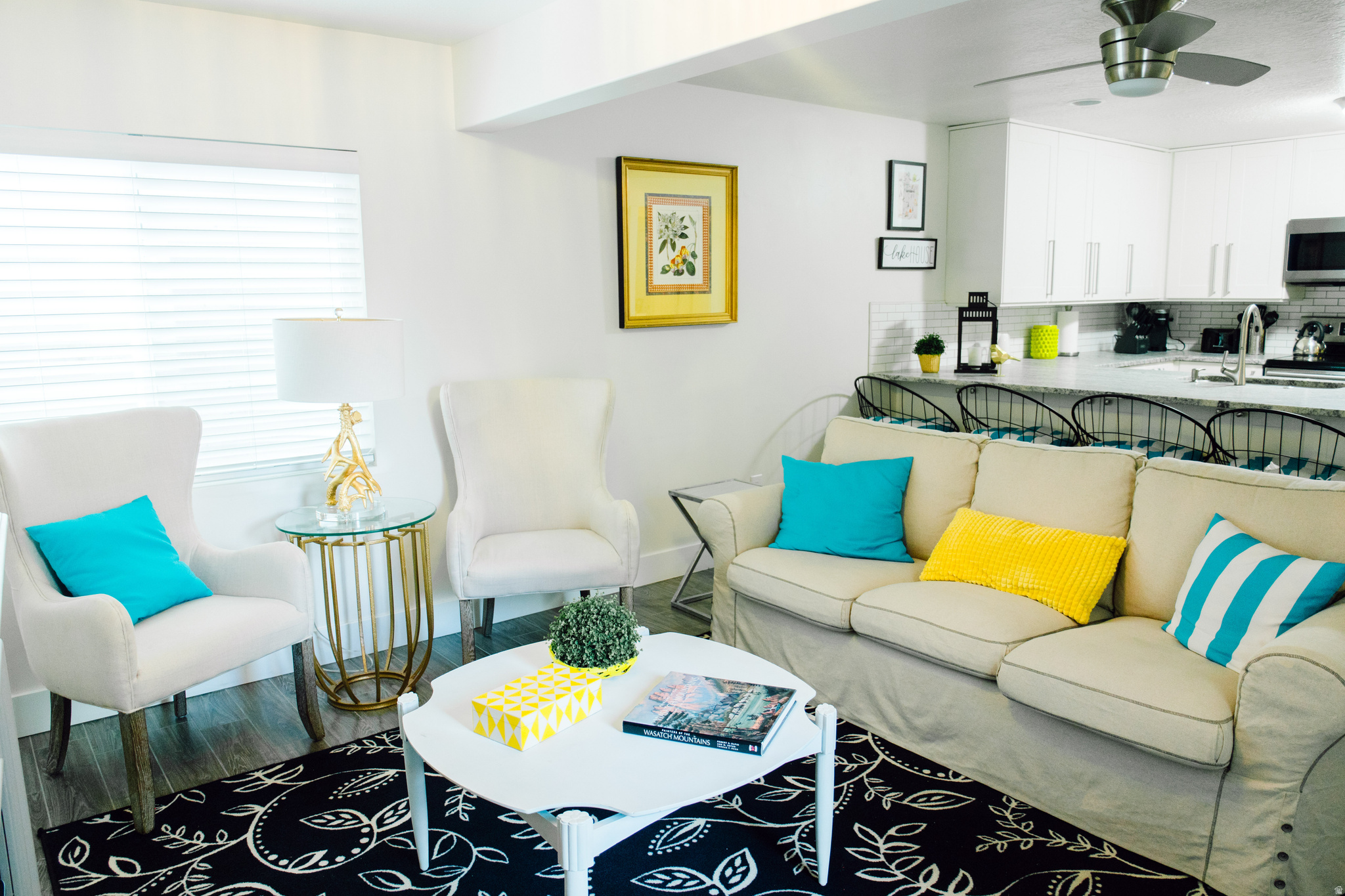 BROADVIEW SHORES - Residential