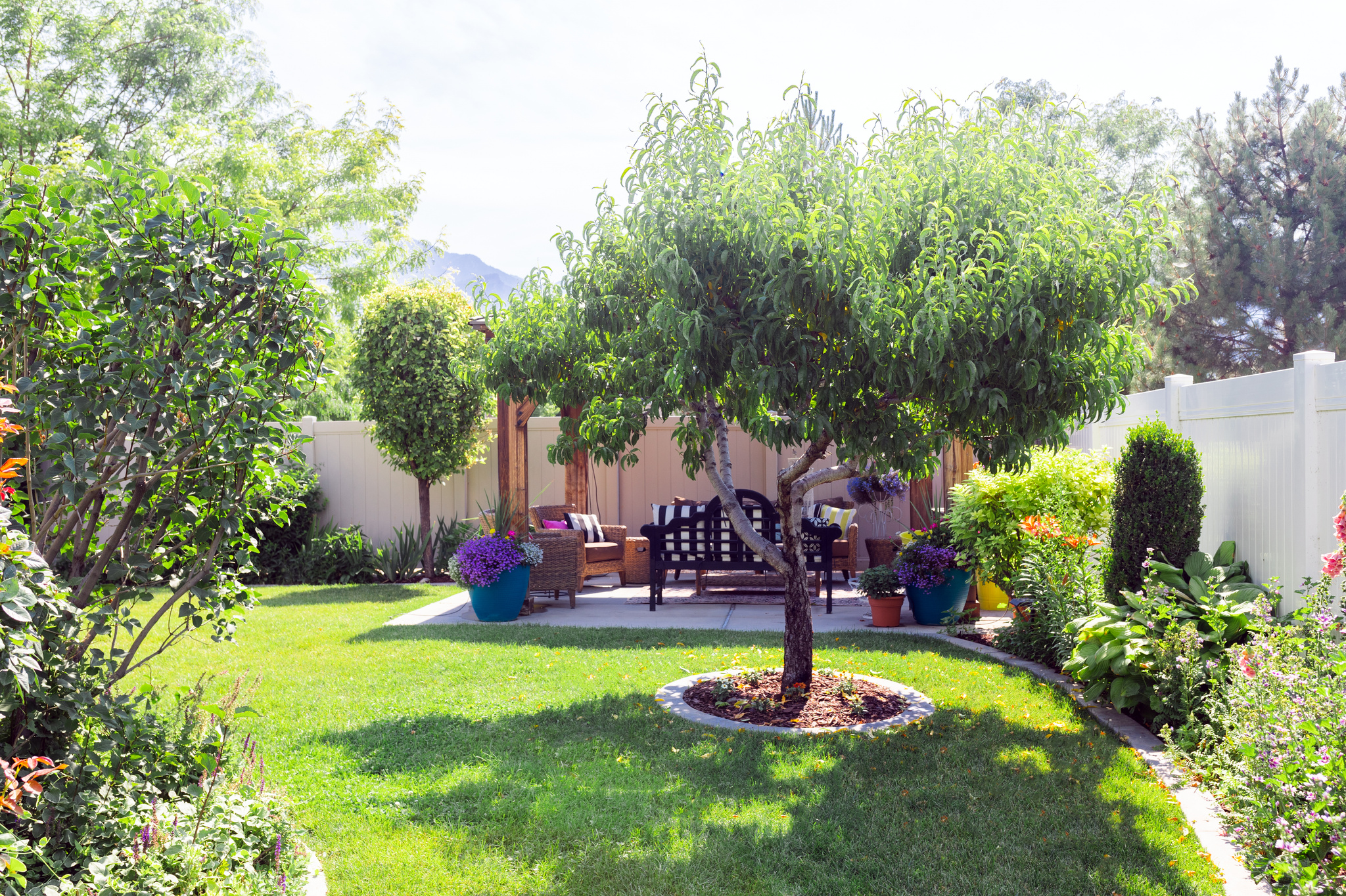 BROADVIEW SHORES - Residential