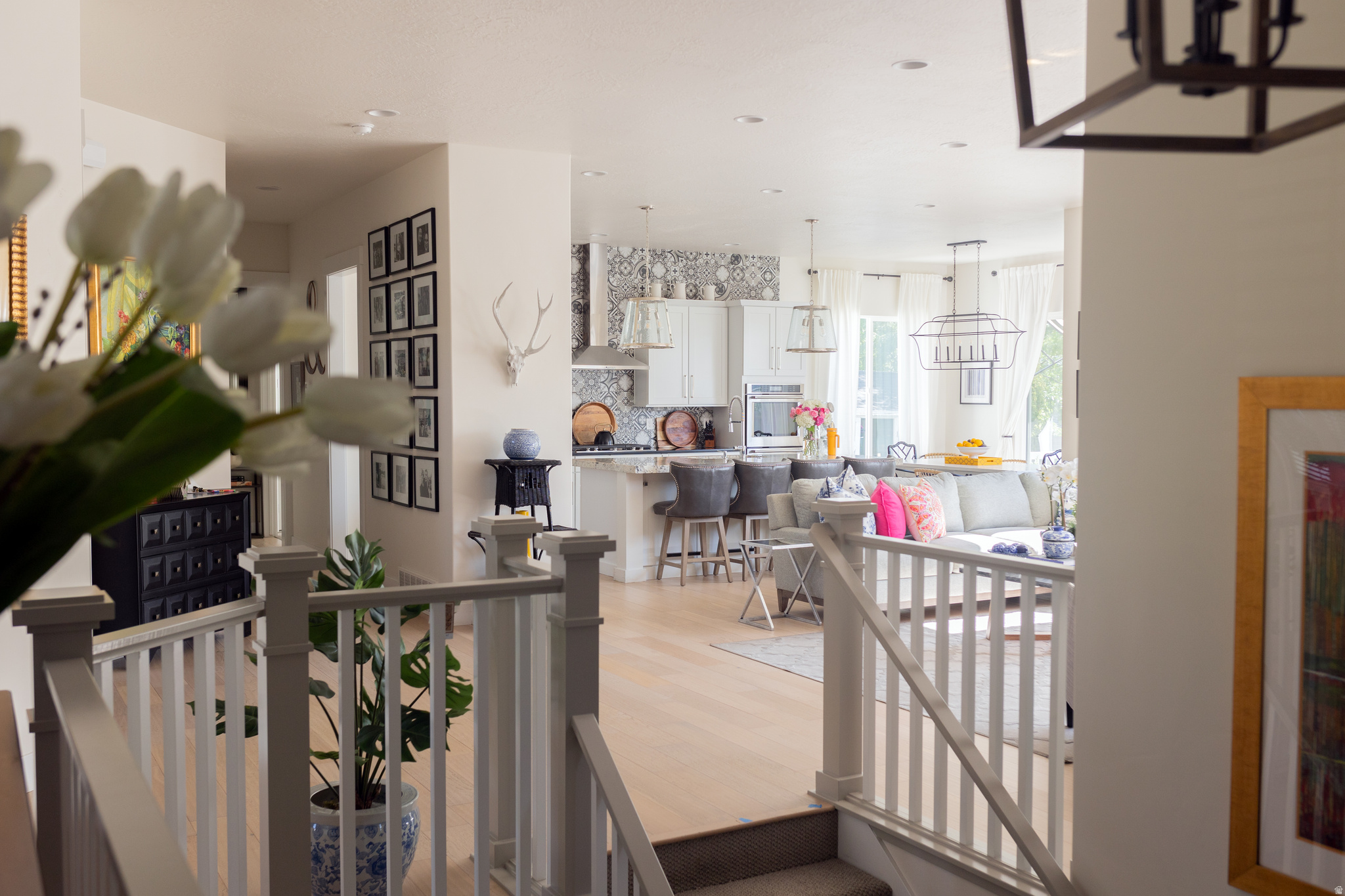 BROADVIEW SHORES - Residential