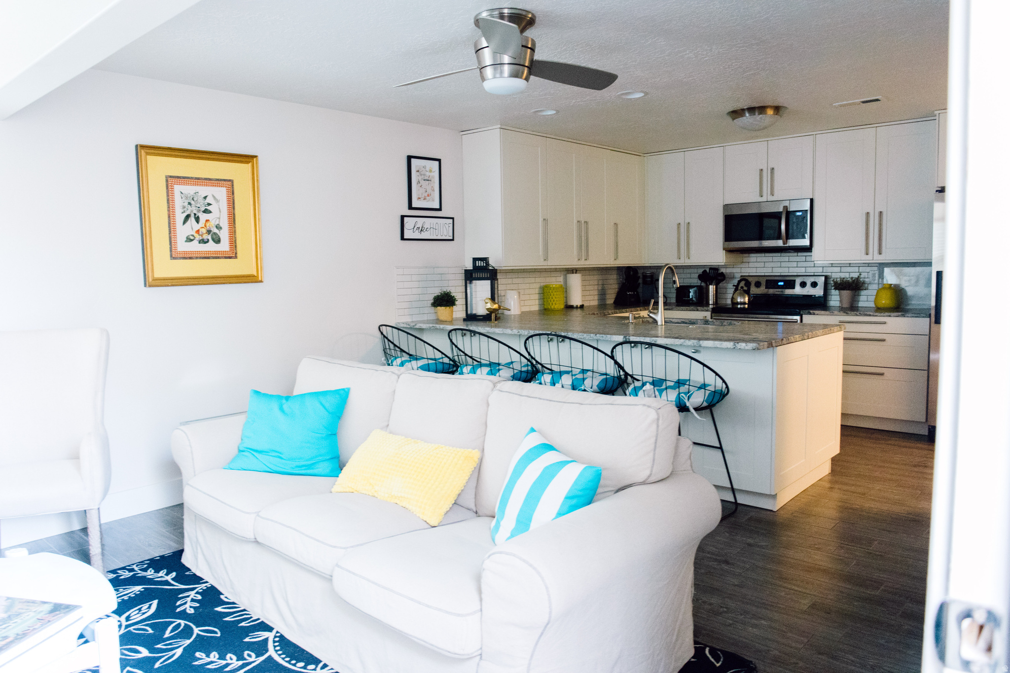 BROADVIEW SHORES - Residential
