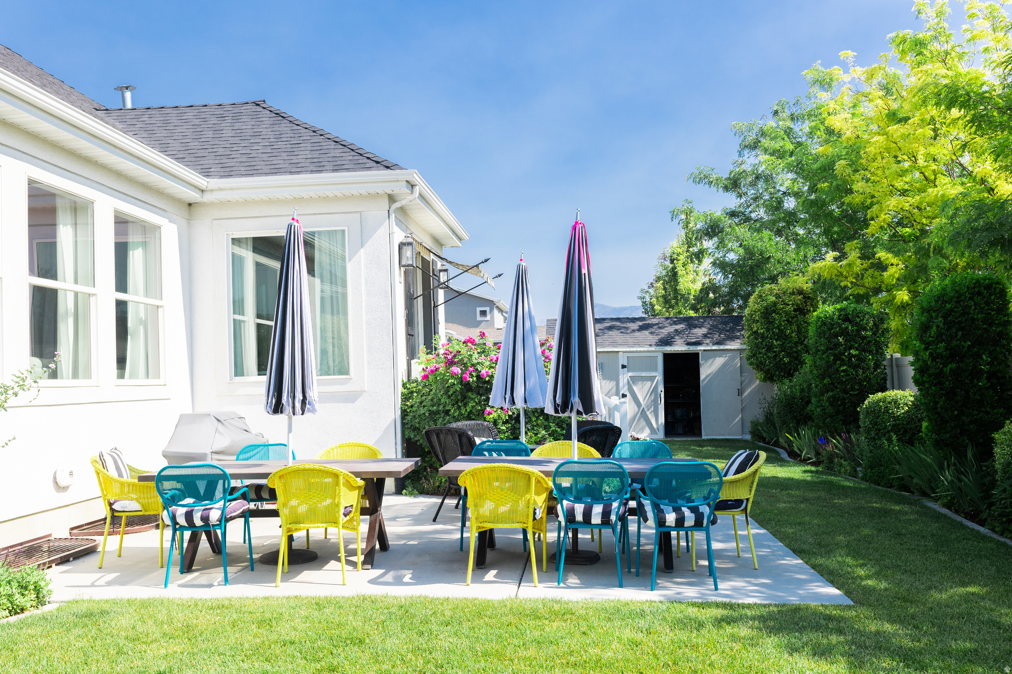 BROADVIEW SHORES - Residential
