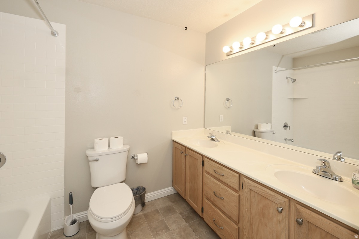 EASTGATE TOWNHOMES - Residential