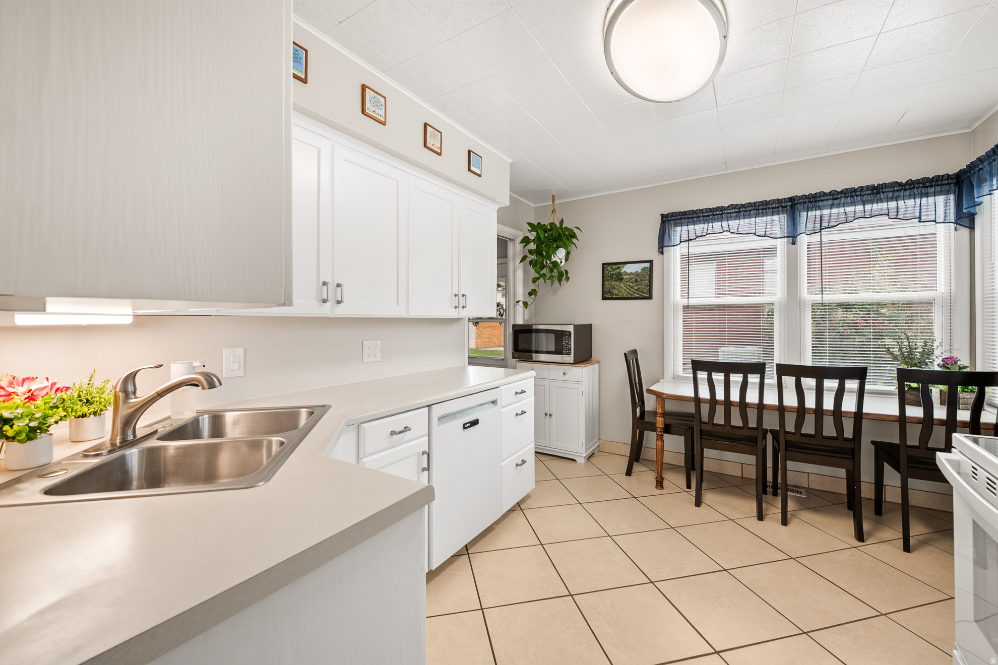 GOLD HILL SU - Residential