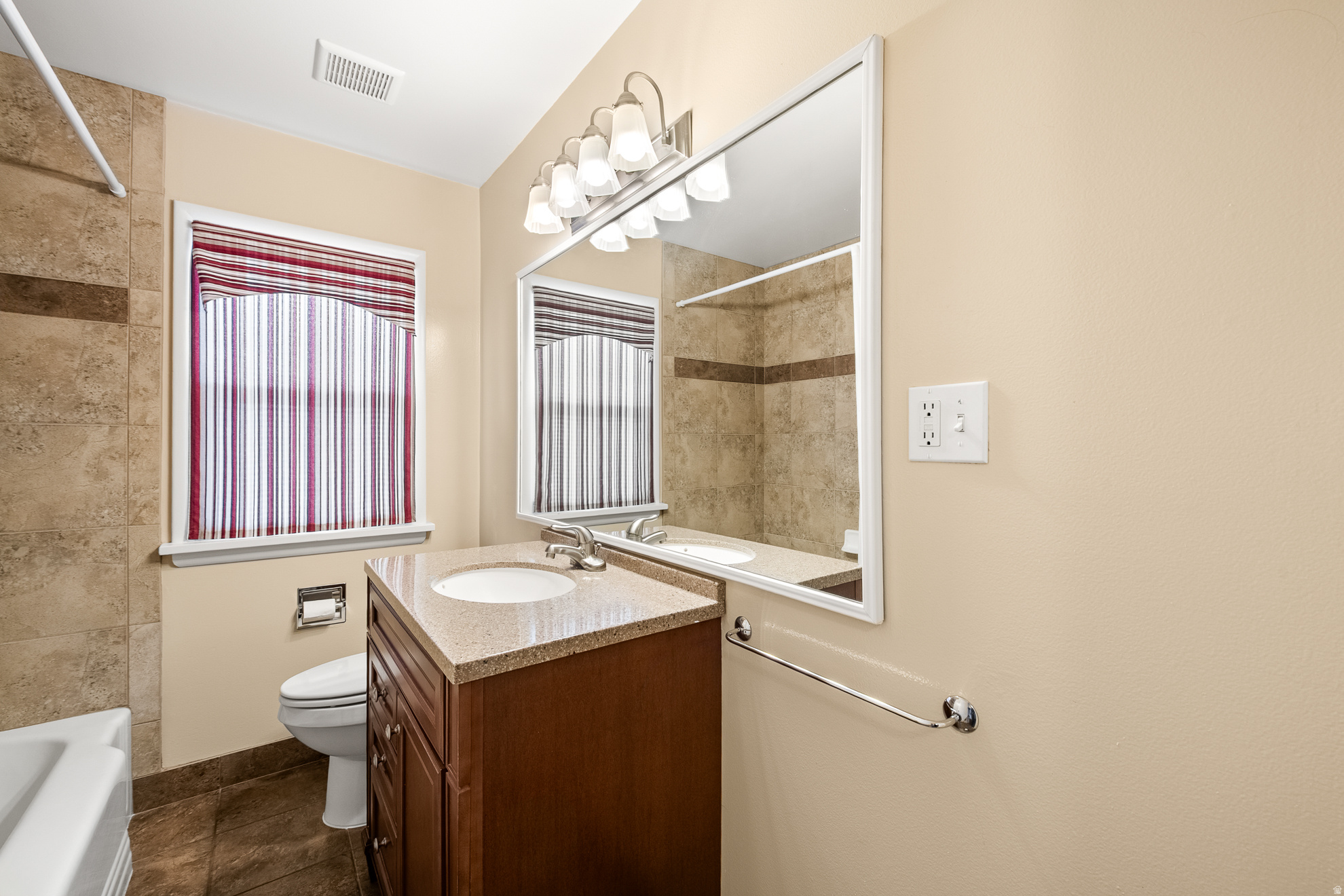 GOLD HILL SU - Residential