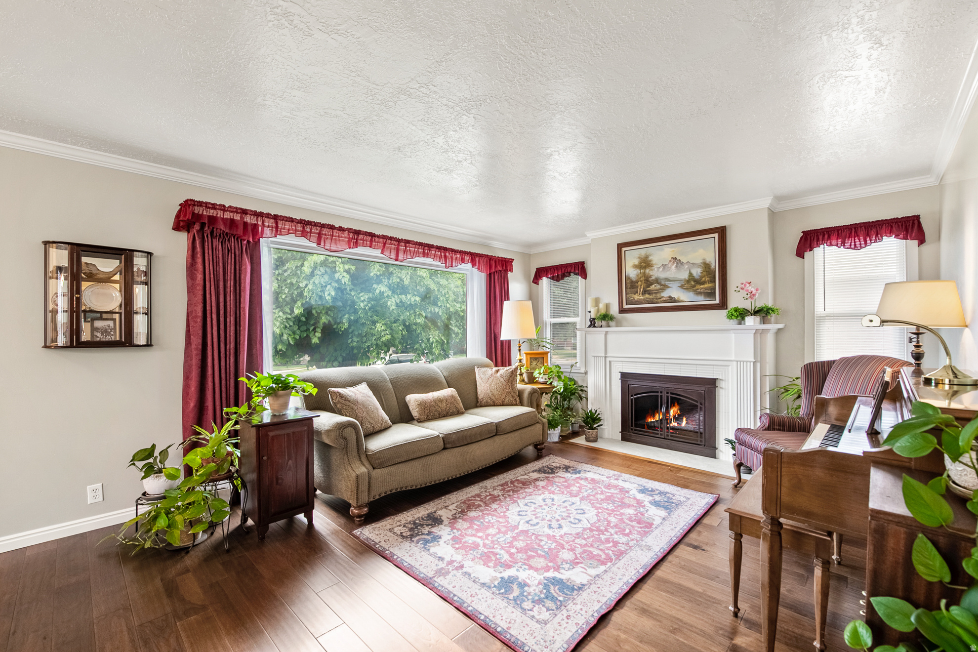GOLD HILL SU - Residential