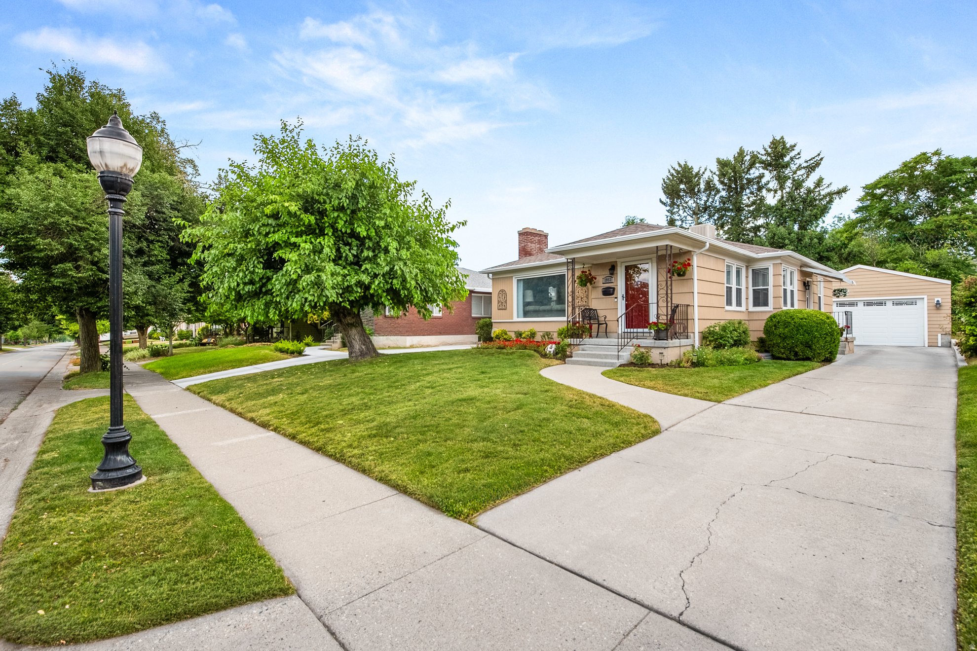 GOLD HILL SU - Residential