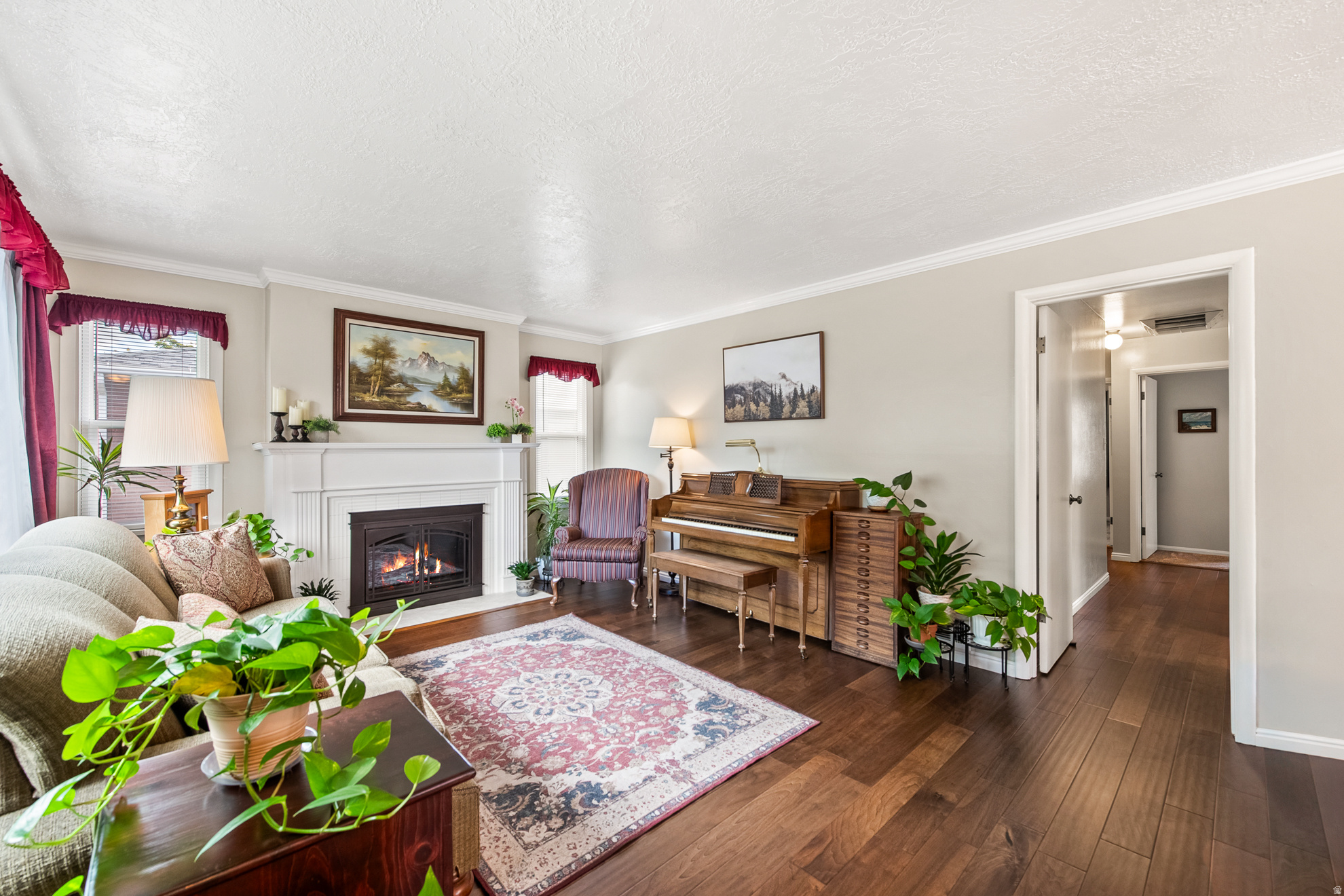 GOLD HILL SU - Residential