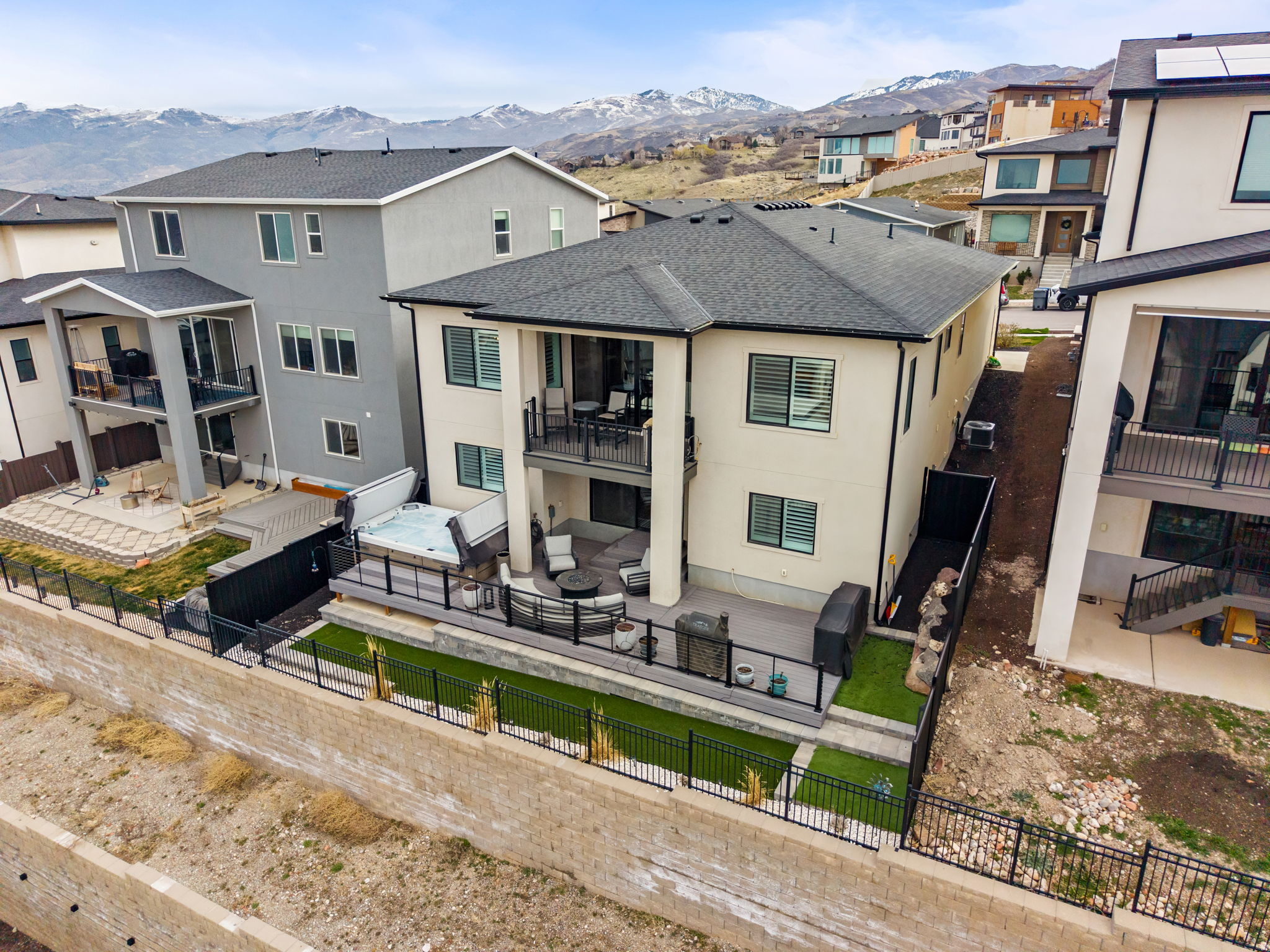 RIDGE SUB - Residential