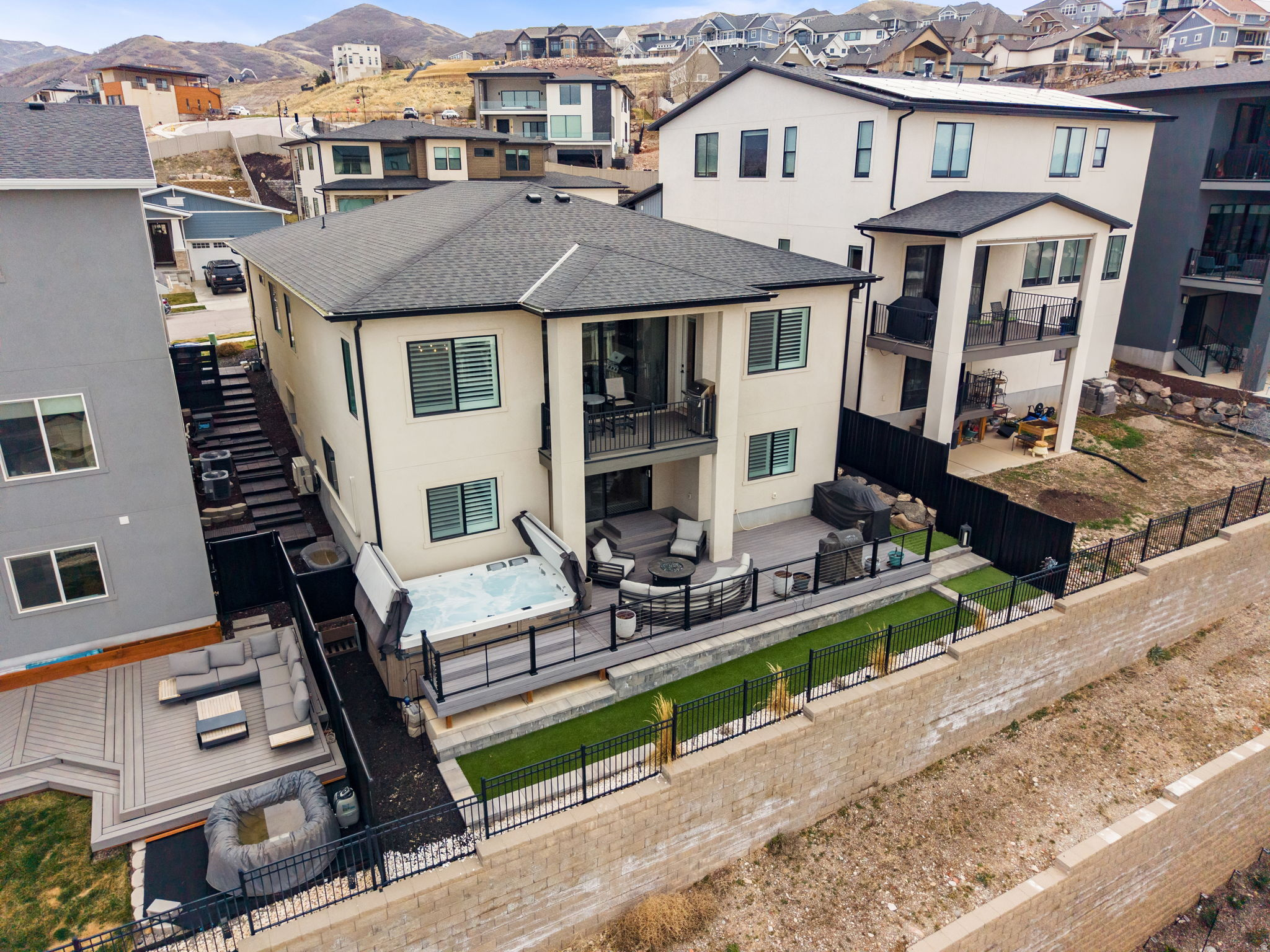 RIDGE SUB - Residential