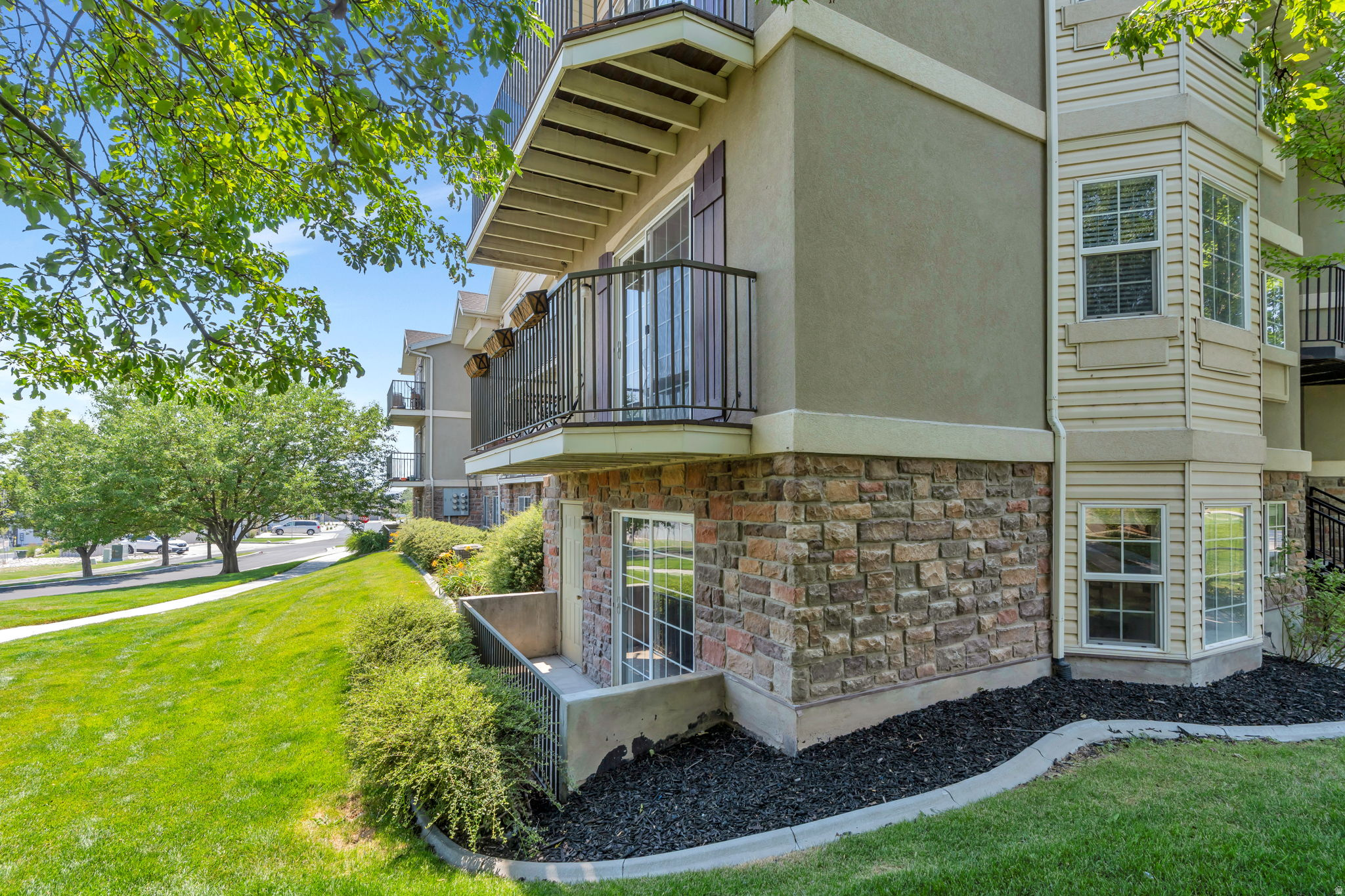 HARVEST HILL - Residential