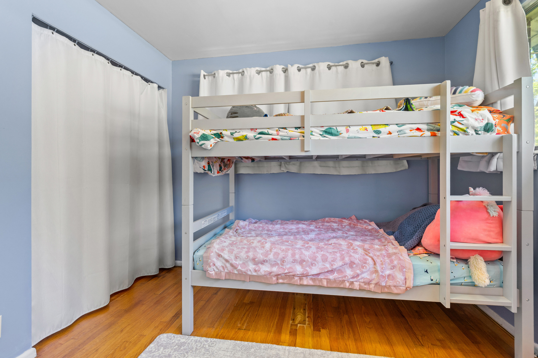 GOLDEN ACRES #5 - Residential