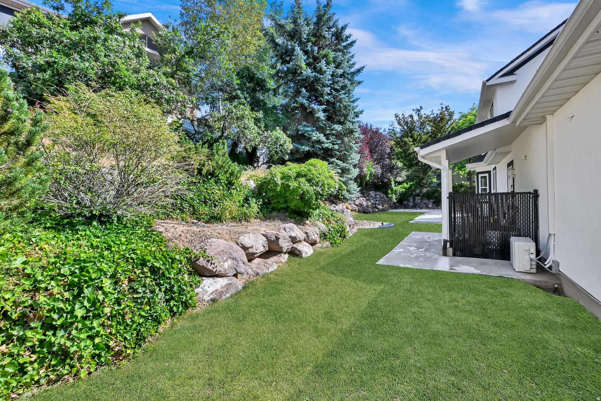 BRIDLEWOOD SOUTH ESTATES - Residential