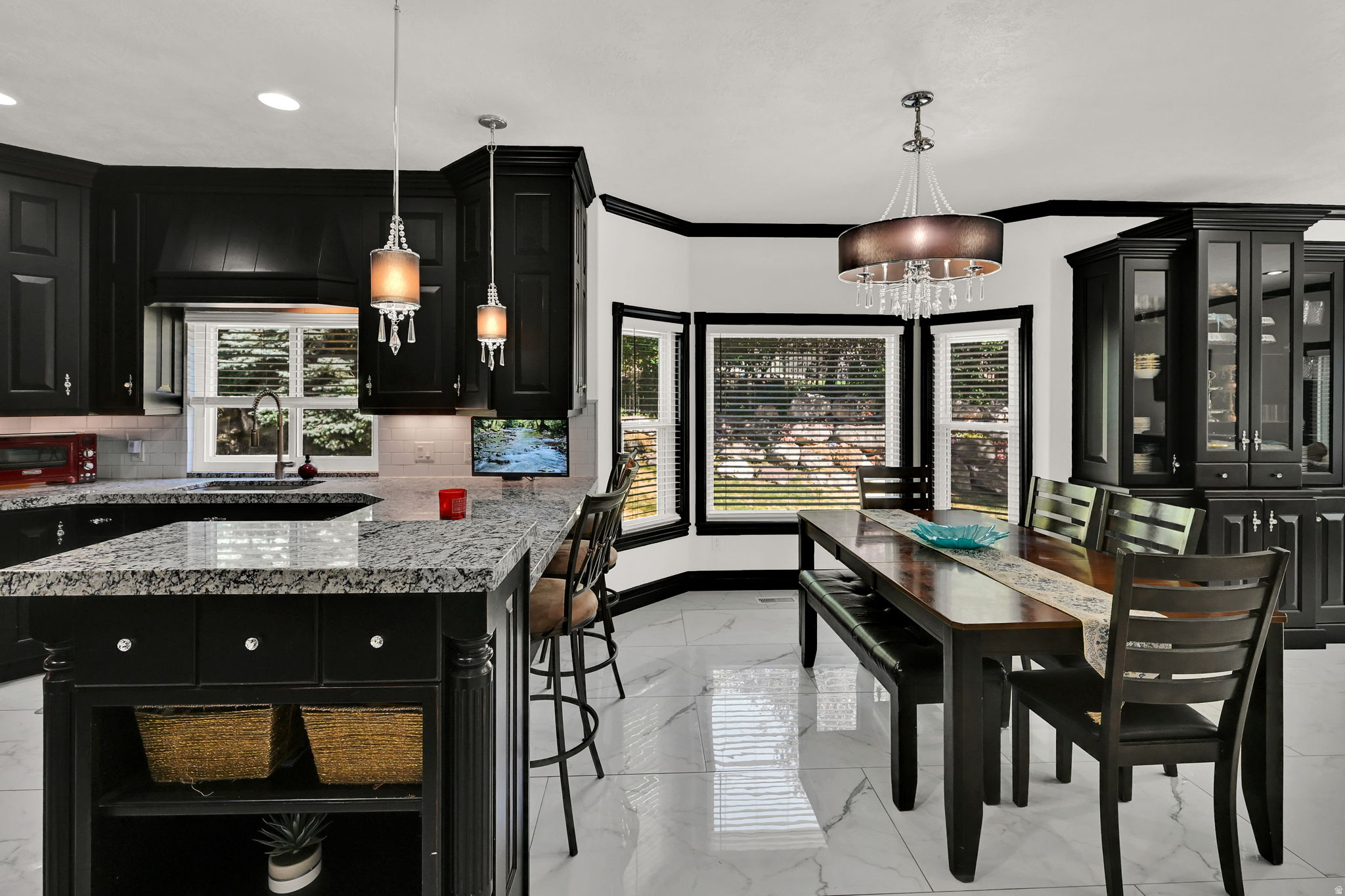 BRIDLEWOOD SOUTH ESTATES - Residential