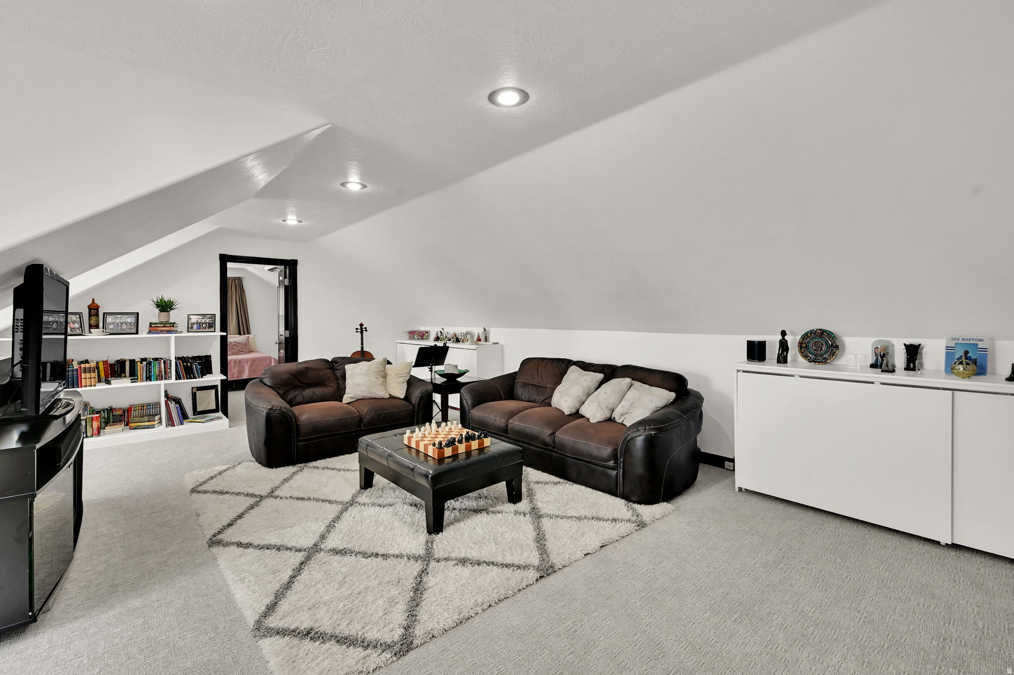 BRIDLEWOOD SOUTH ESTATES - Residential