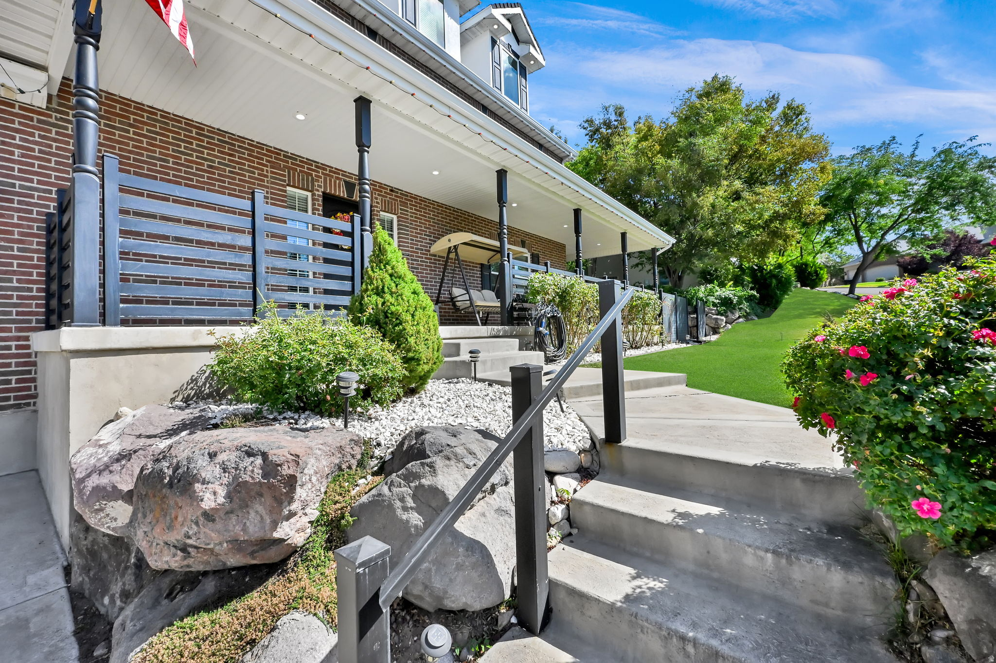 BRIDLEWOOD SOUTH ESTATES - Residential