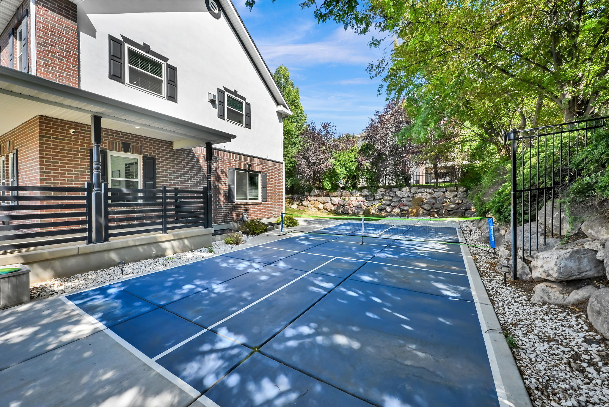 BRIDLEWOOD SOUTH ESTATES - Residential