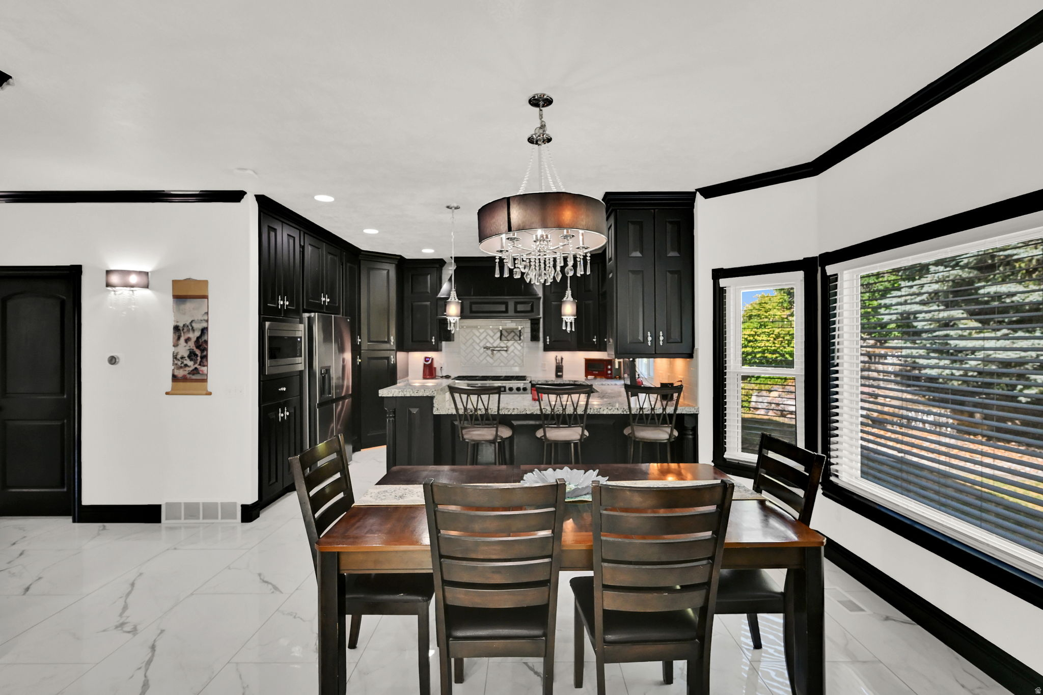 BRIDLEWOOD SOUTH ESTATES - Residential