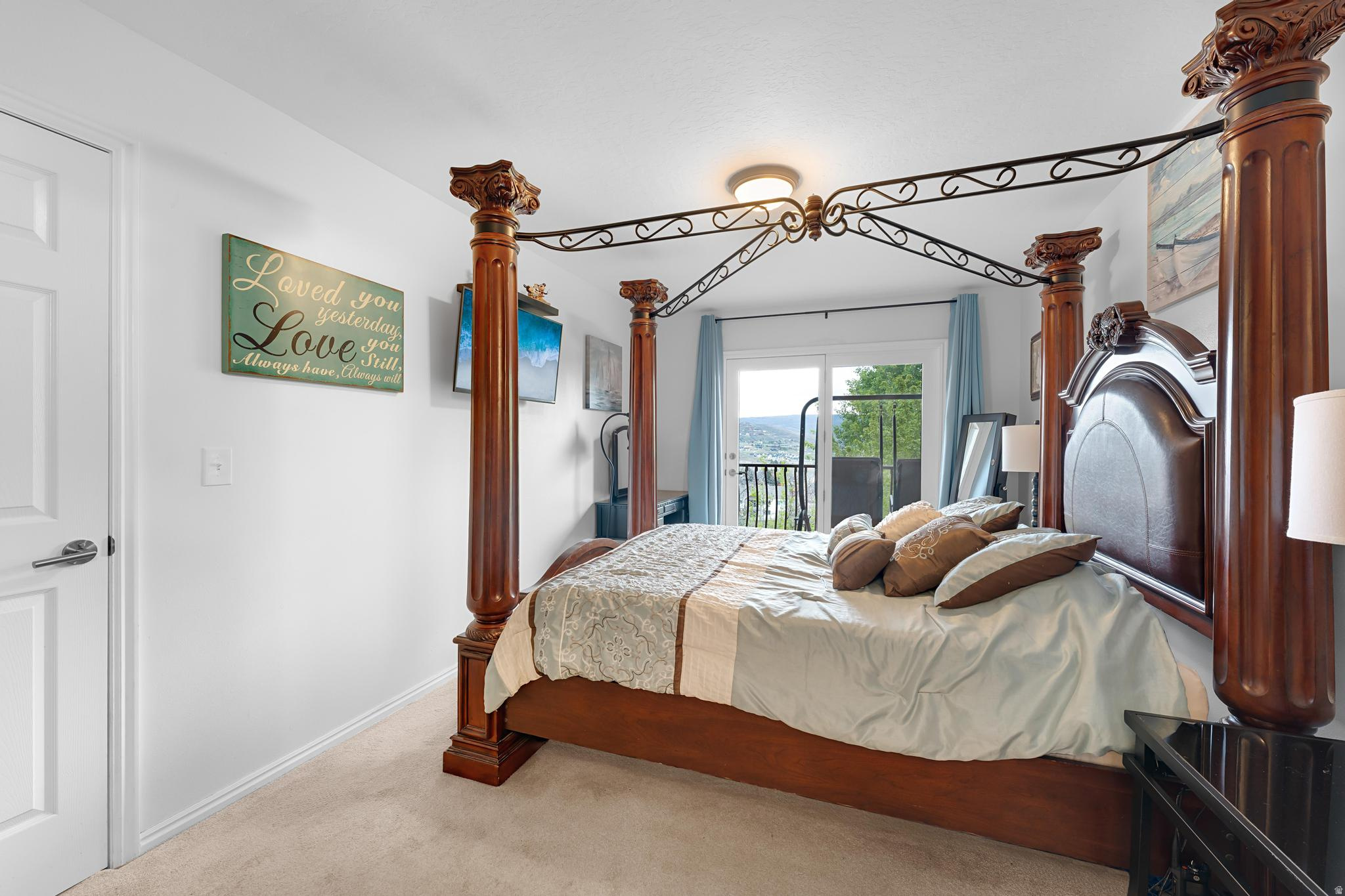 SWISS OAKS - Residential