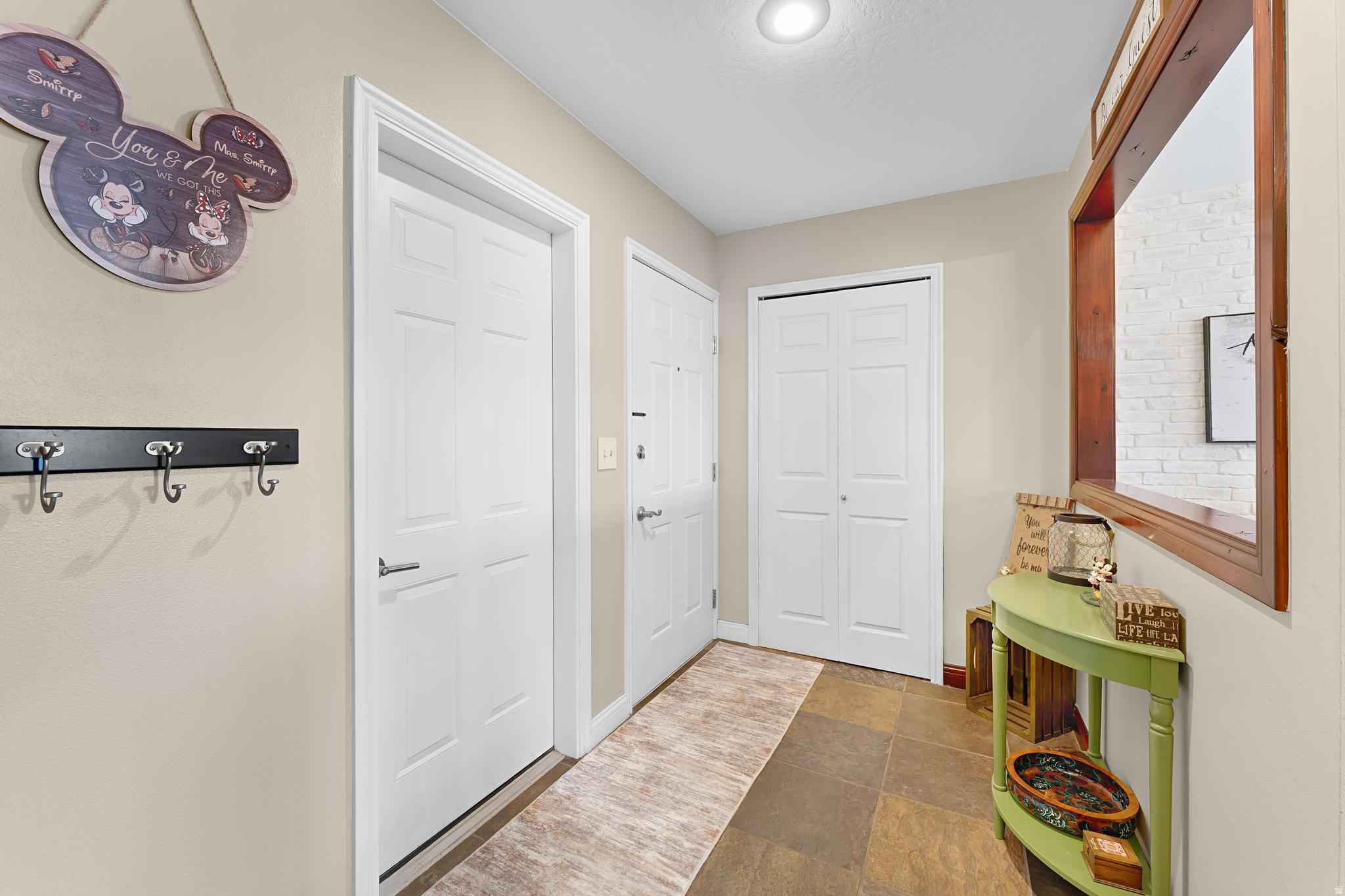 SWISS OAKS - Residential