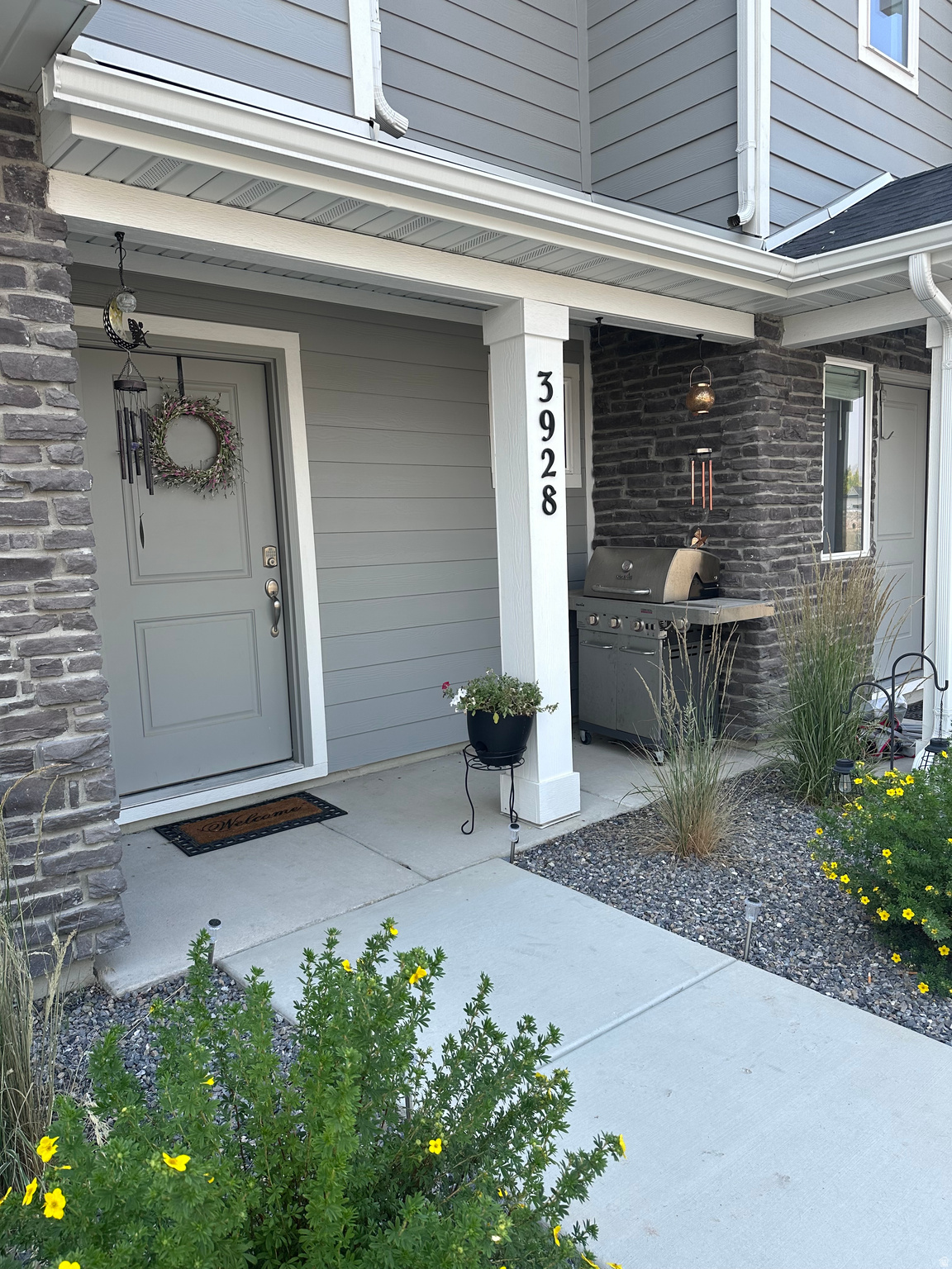 EAGLE POINT TOWNHOMES - Residential