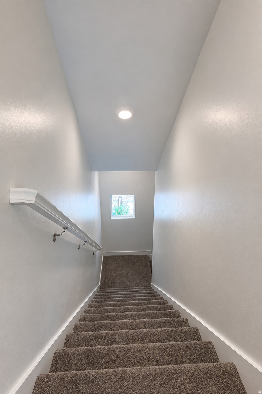 EAGLE POINT TOWNHOMES - Residential