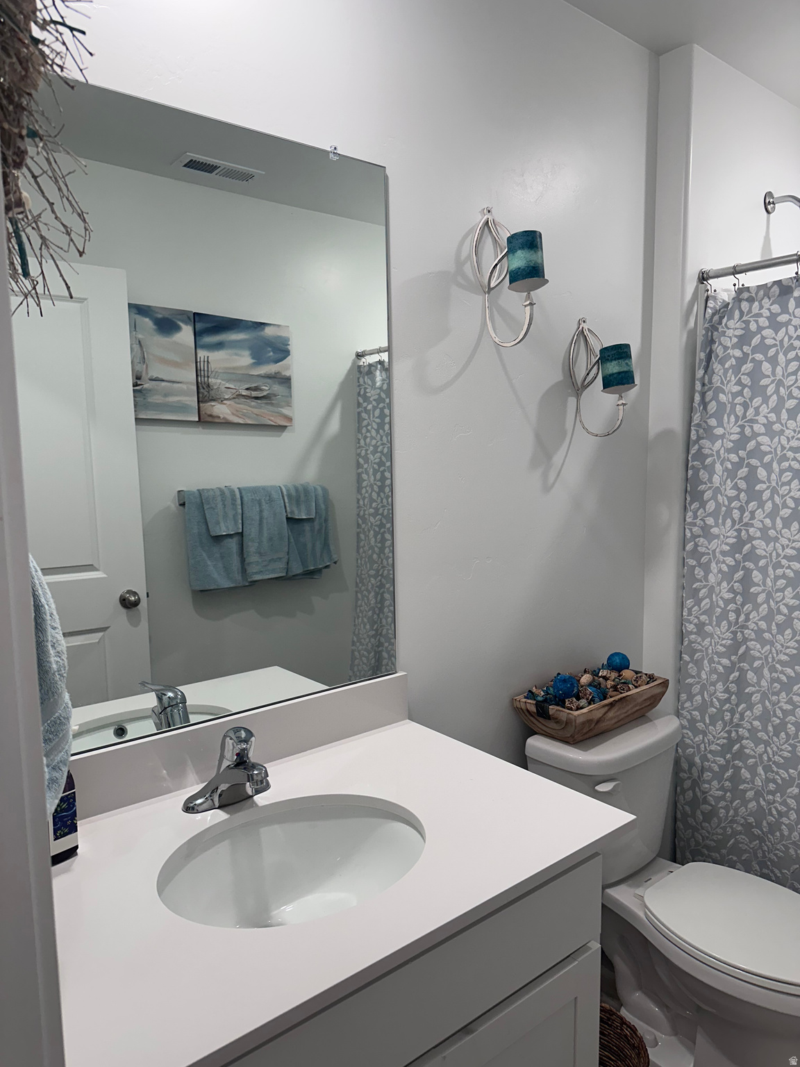 EAGLE POINT TOWNHOMES - Residential