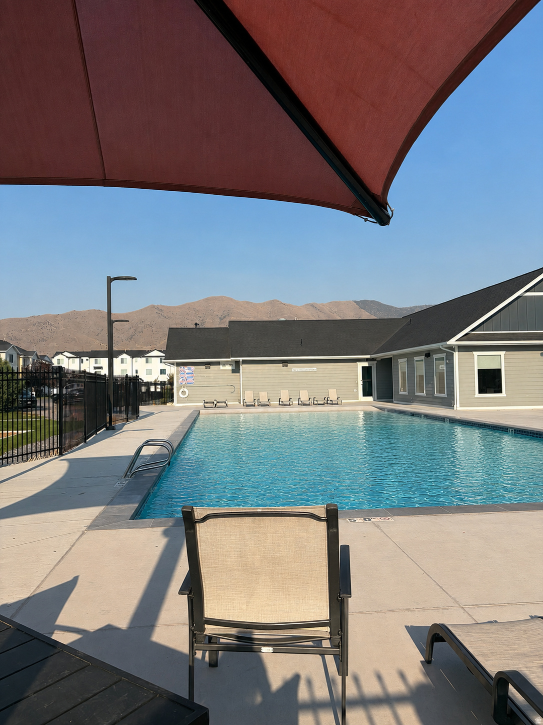 EAGLE POINT TOWNHOMES - Residential